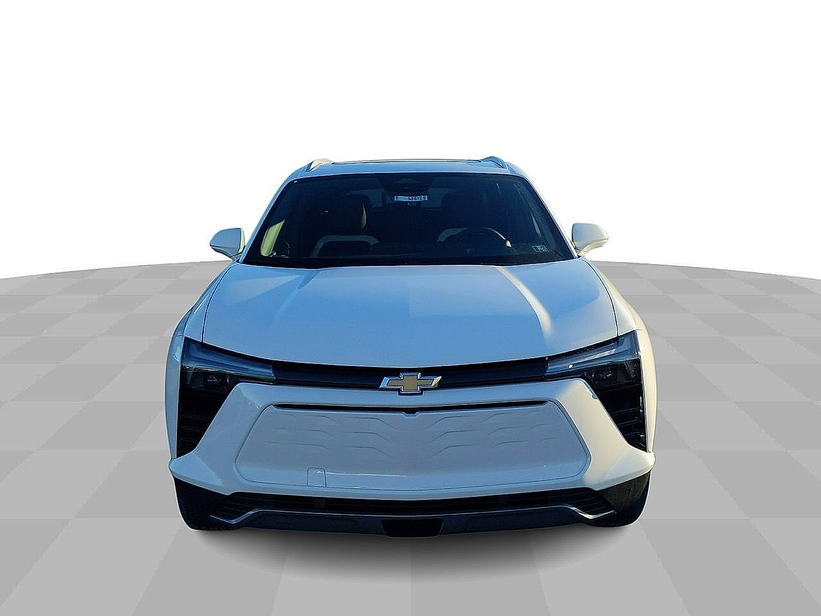 2025 Chevrolet Blazer EV eAWD LT - Summit White exterior view 4