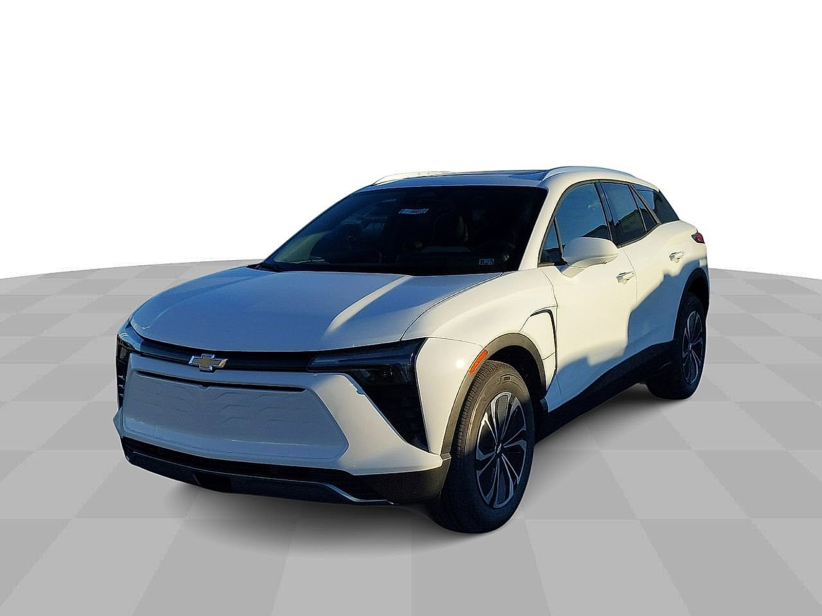 2025 Chevrolet Blazer EV eAWD LT - Summit White exterior view 5