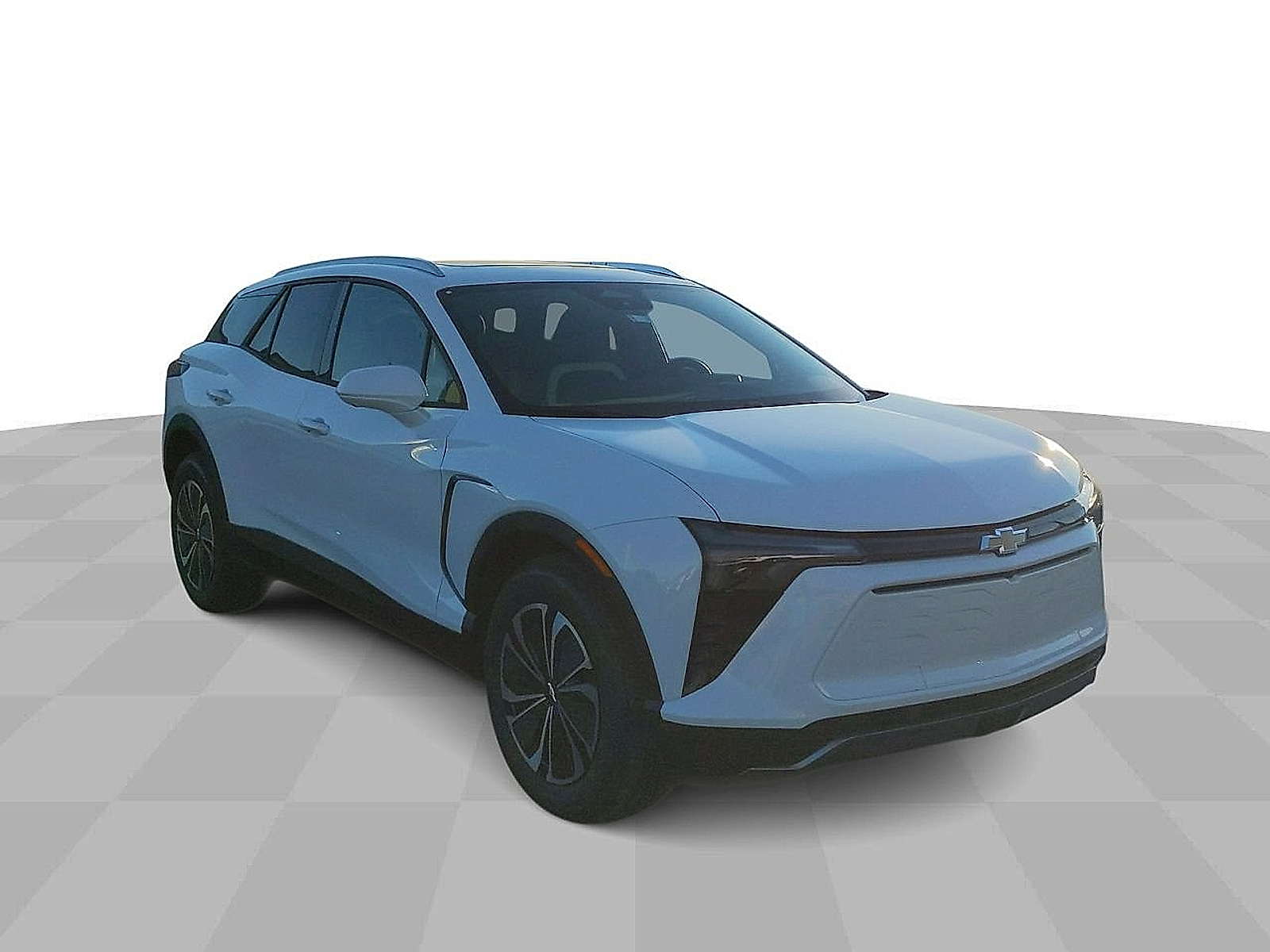 2025 Chevrolet Blazer EV eAWD LT - Summit White exterior view 3