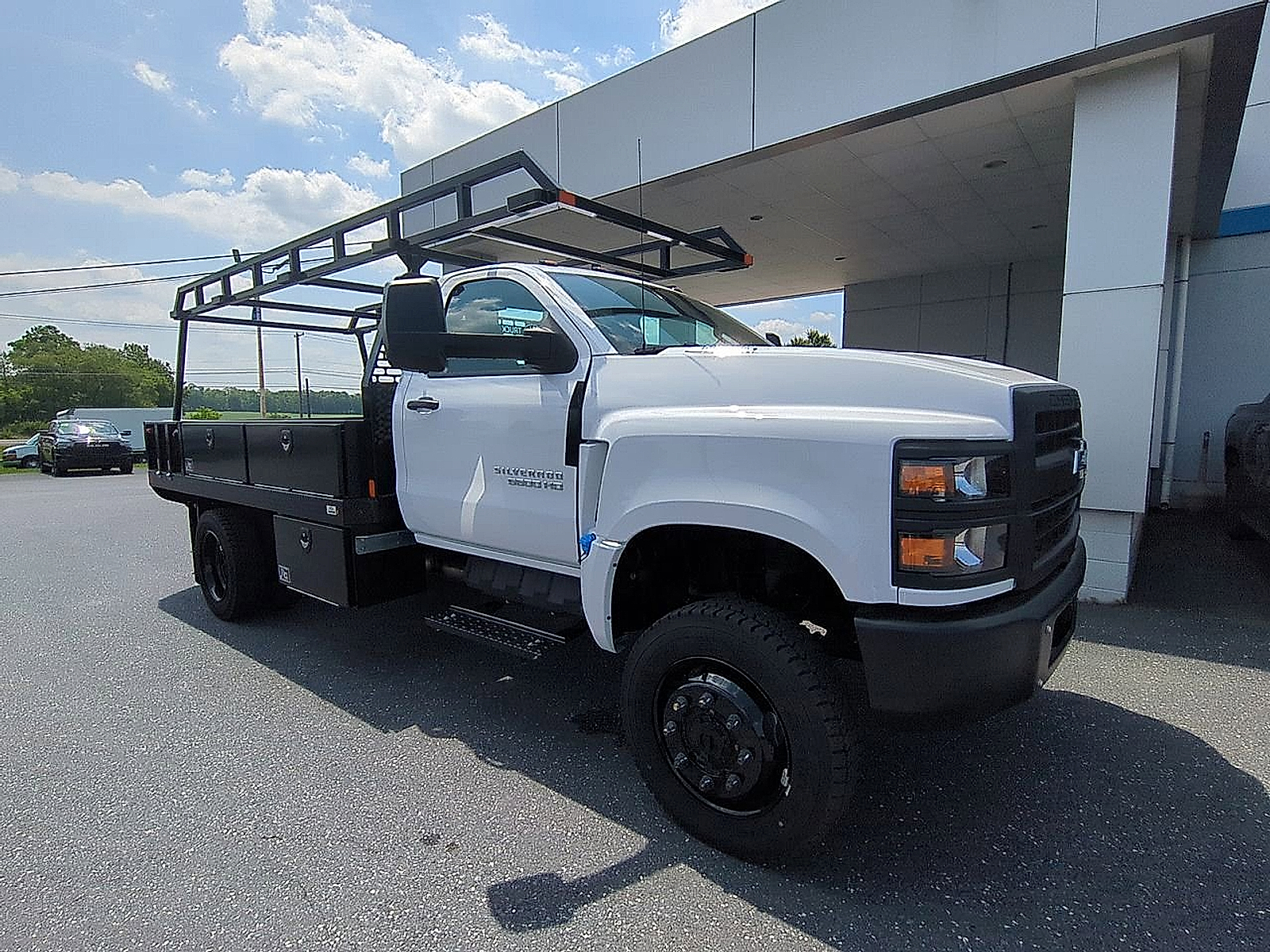 2024 Chevrolet Silverado 4500HD Work Truck - Summit White exterior view 3