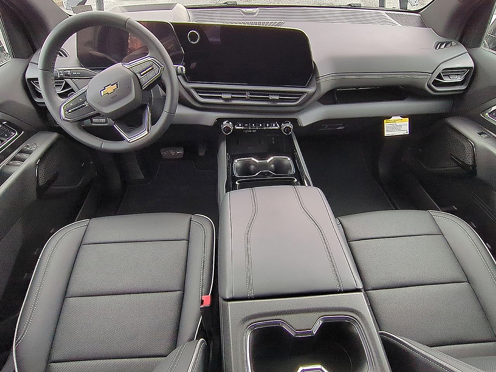 2025 Chevrolet Silverado EV LT - Black exterior view 20