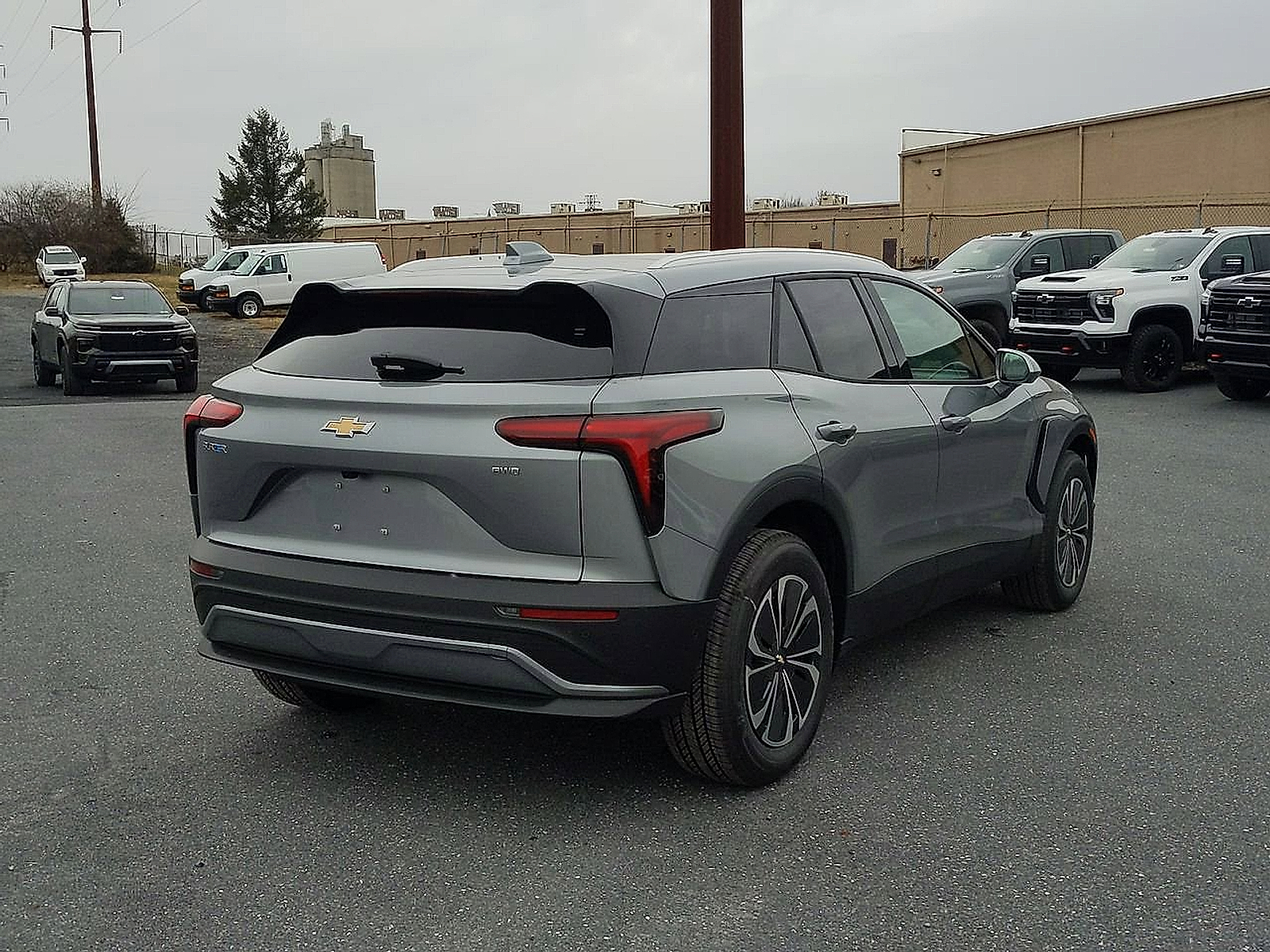 2025 Chevrolet Blazer EV eAWD LT - Sterling Gray Metallic exterior view 9