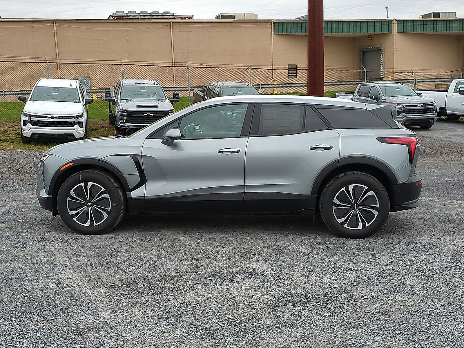 2025 Chevrolet Blazer EV eAWD LT - Sterling Gray Metallic exterior view 6