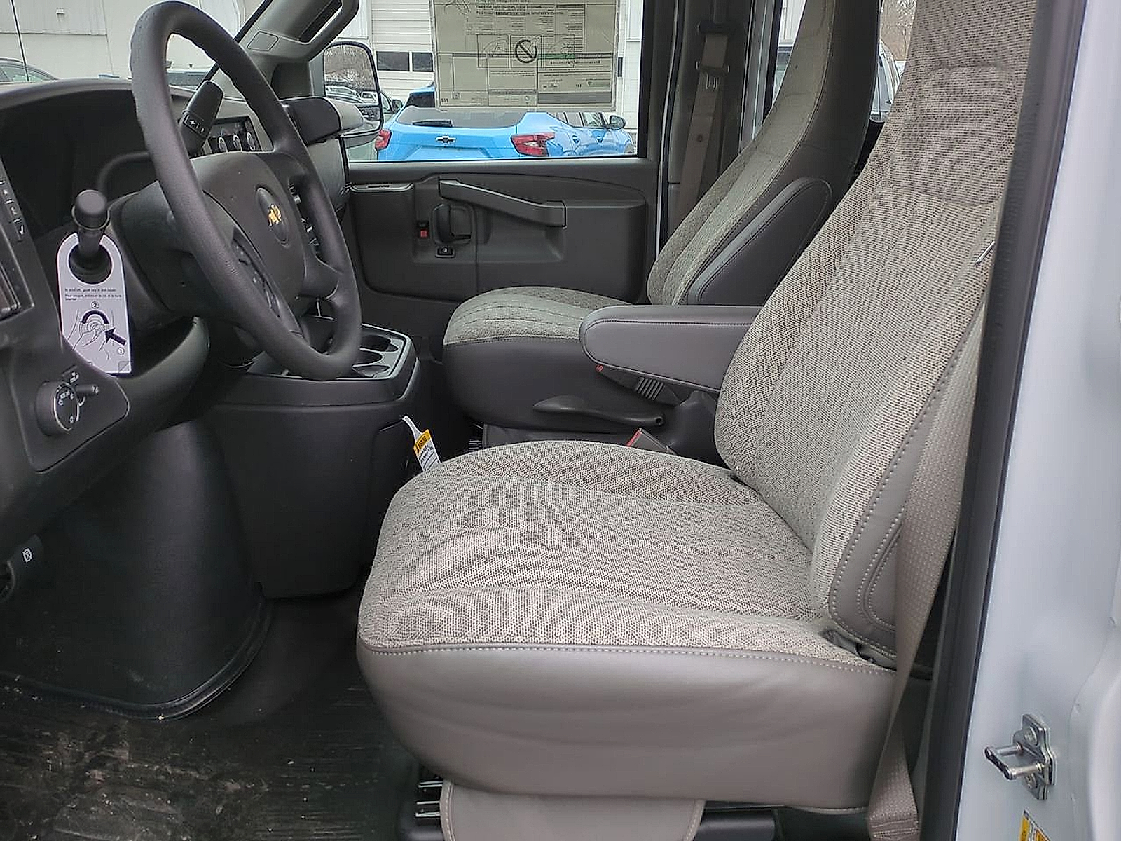 2025 Chevrolet Express Cargo RWD 3500 Regular Wheelbase WT - Summit White exterior view 18