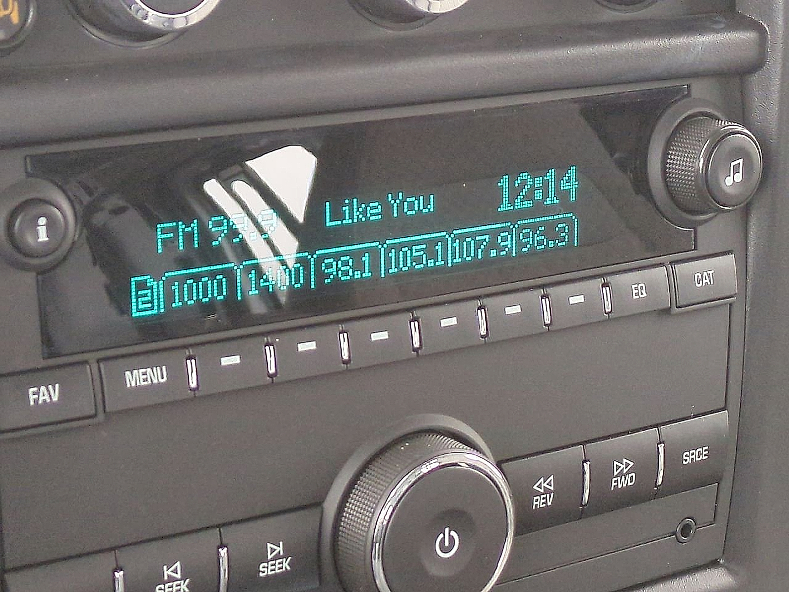 2025 Chevrolet Express Cargo RWD 3500 Regular Wheelbase WT - Summit White exterior view 13