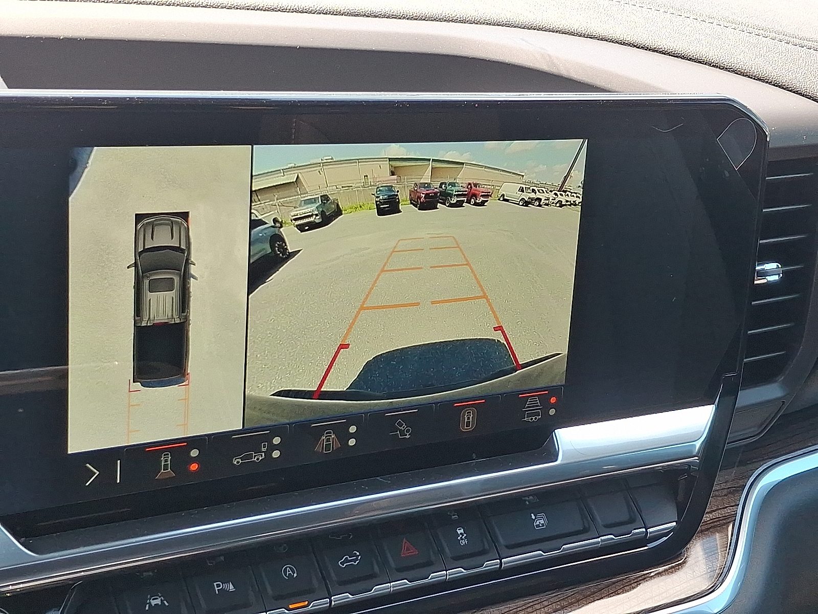 2025 Chevrolet Silverado 1500 4WD Crew Cab Short Bed RST - Black - GBA exterior view 14