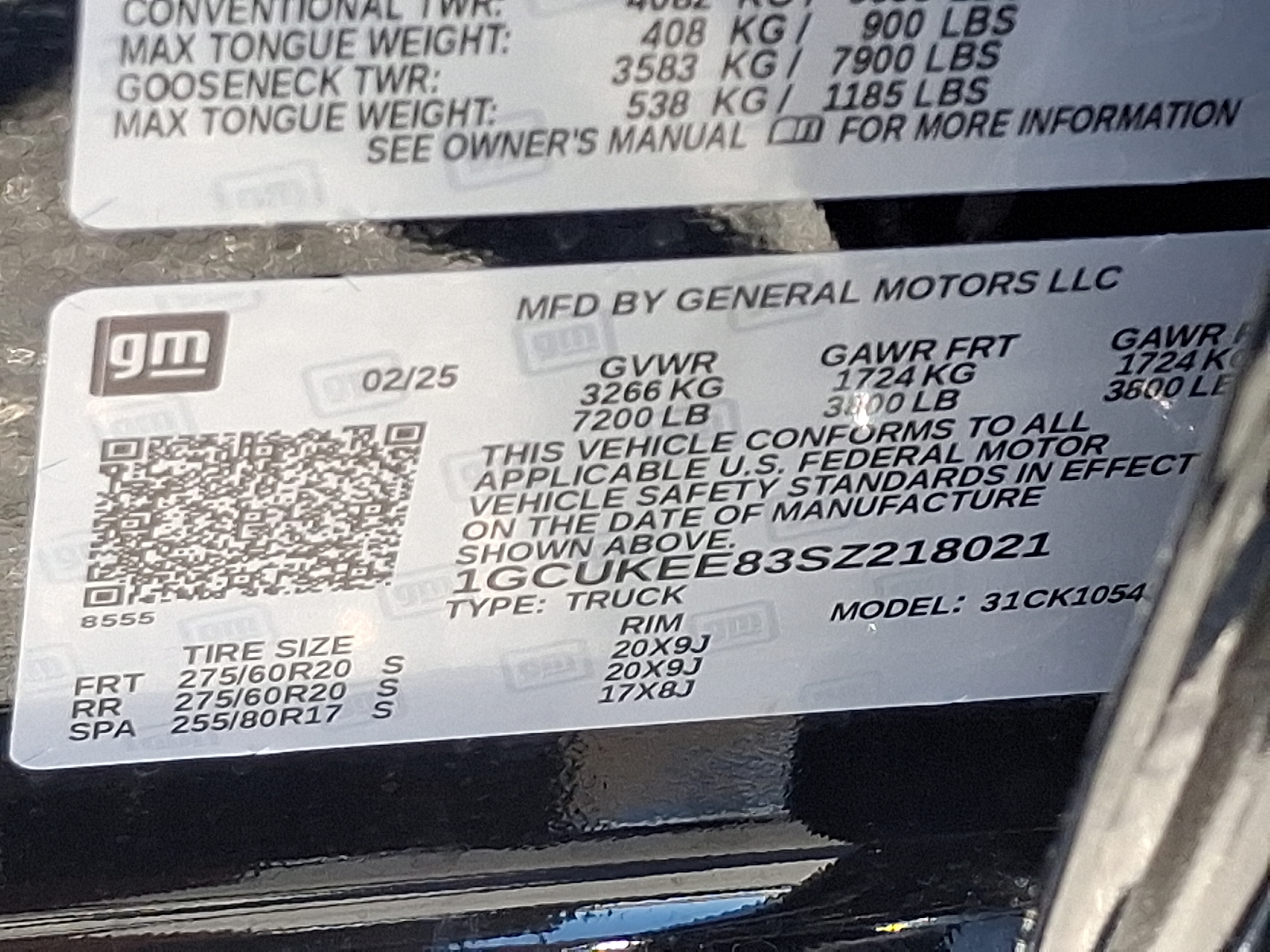 2025 Chevrolet Silverado 1500 4WD Crew Cab Short Bed RST - Black - GBA exterior view 19