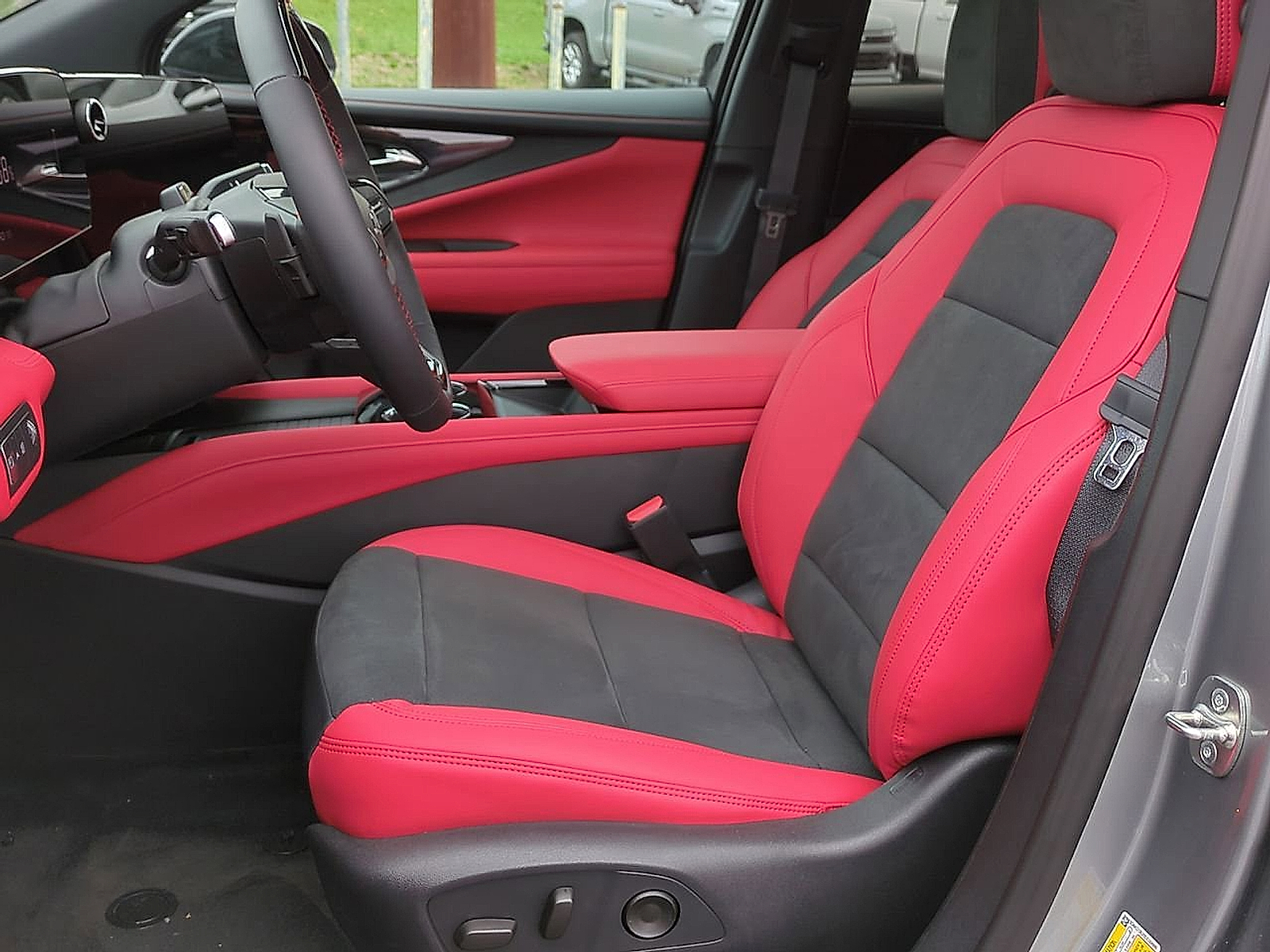 2025 Chevrolet Blazer EV eAWD RS - Sterling Gray Metallic exterior view 20