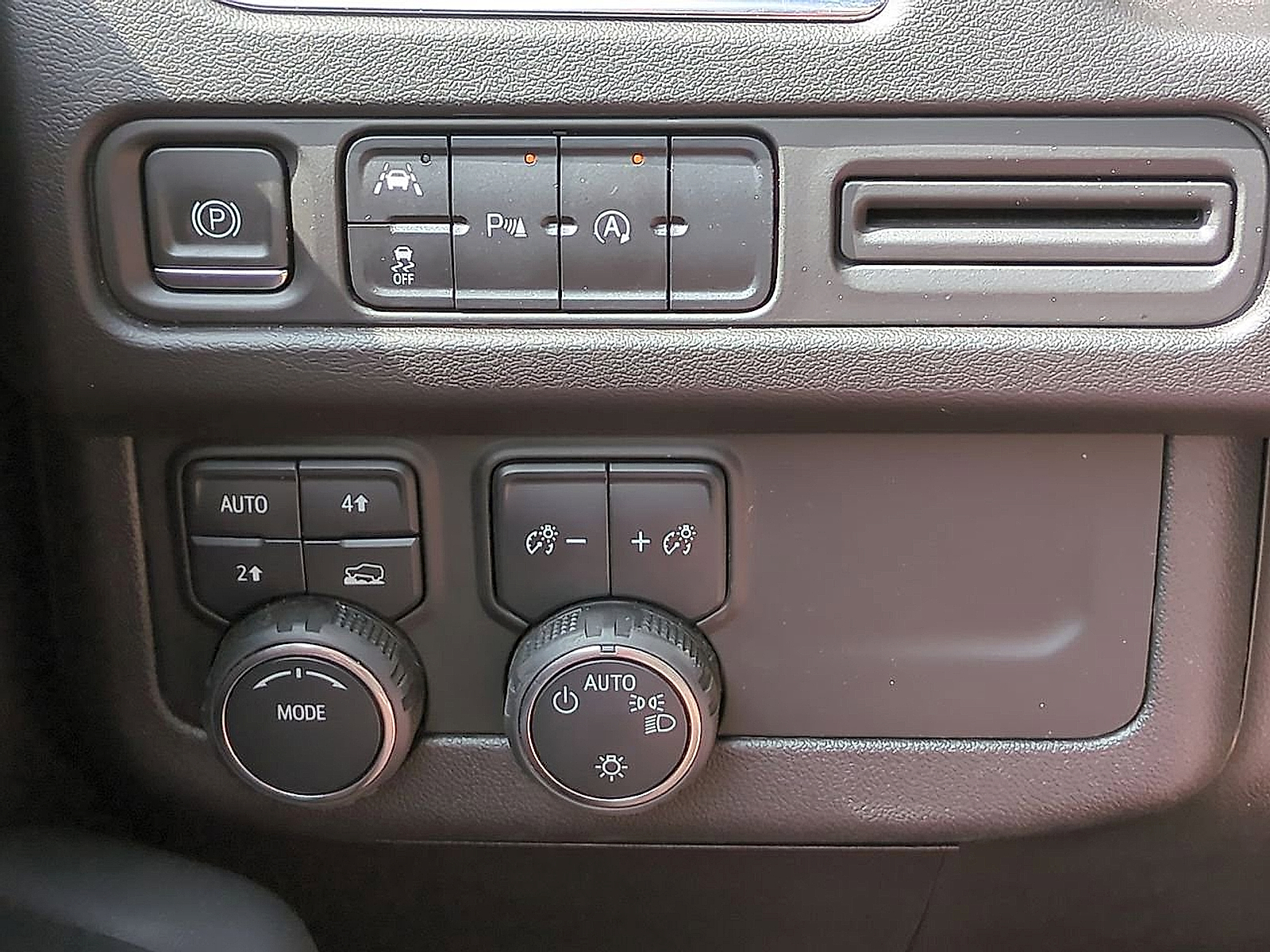 2024 Chevrolet Tahoe 4WD LT - Black exterior view 17