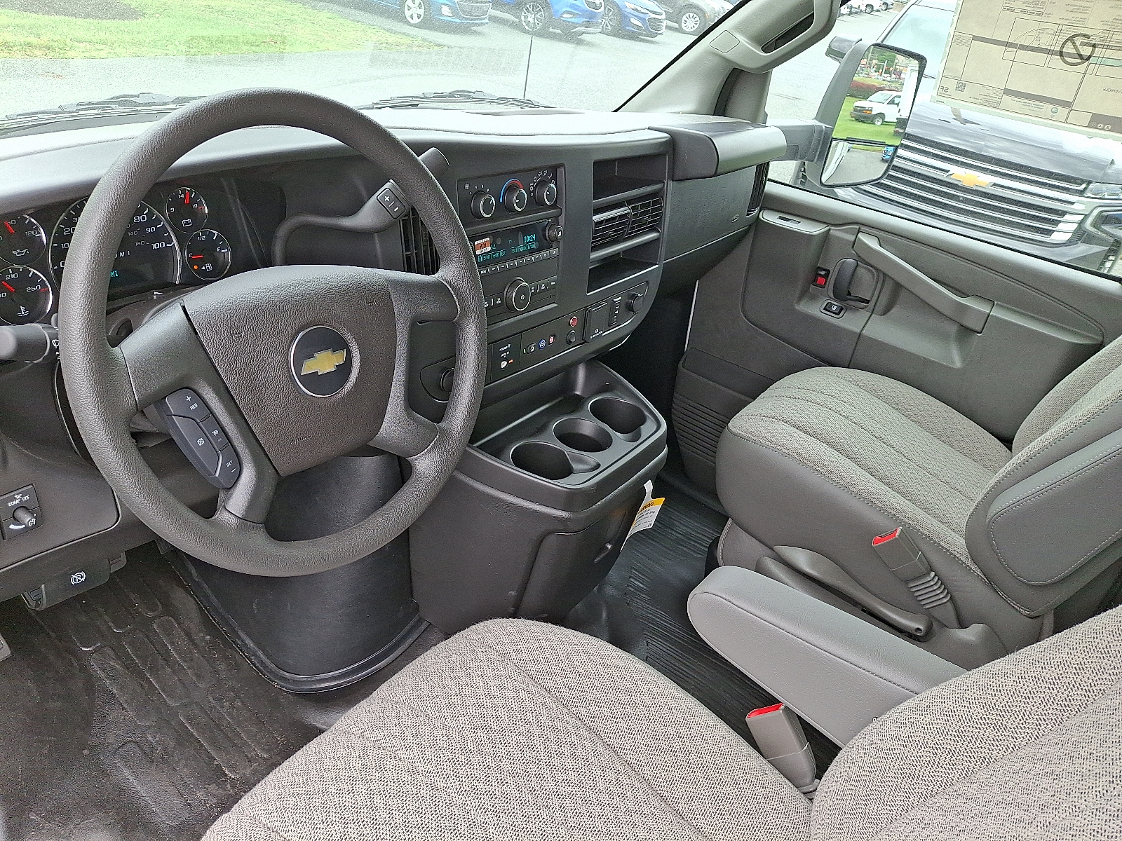 2025 Chevrolet Express Cutaway Work Van - Summit White - GAZ exterior view 13