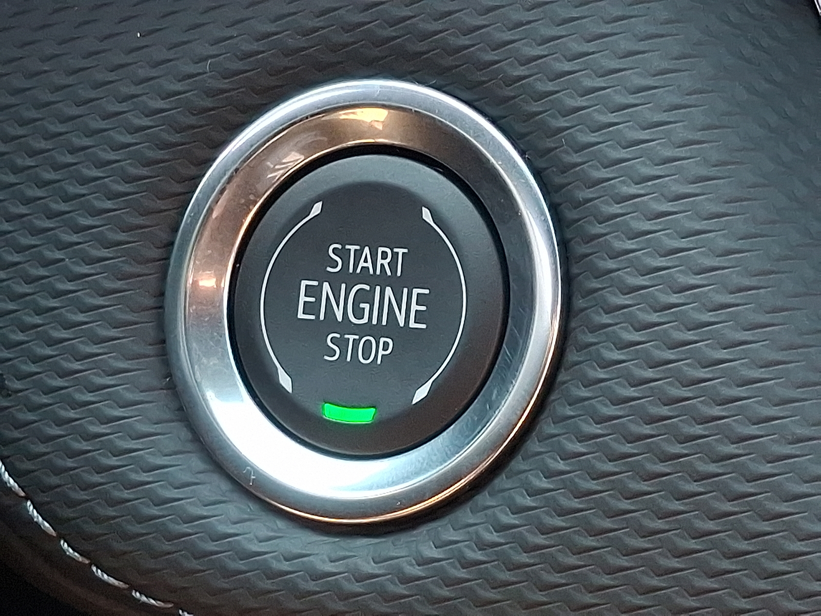 2026 Chevrolet Equinox LT - Mosaic Black Metallic - GB8 exterior view 16