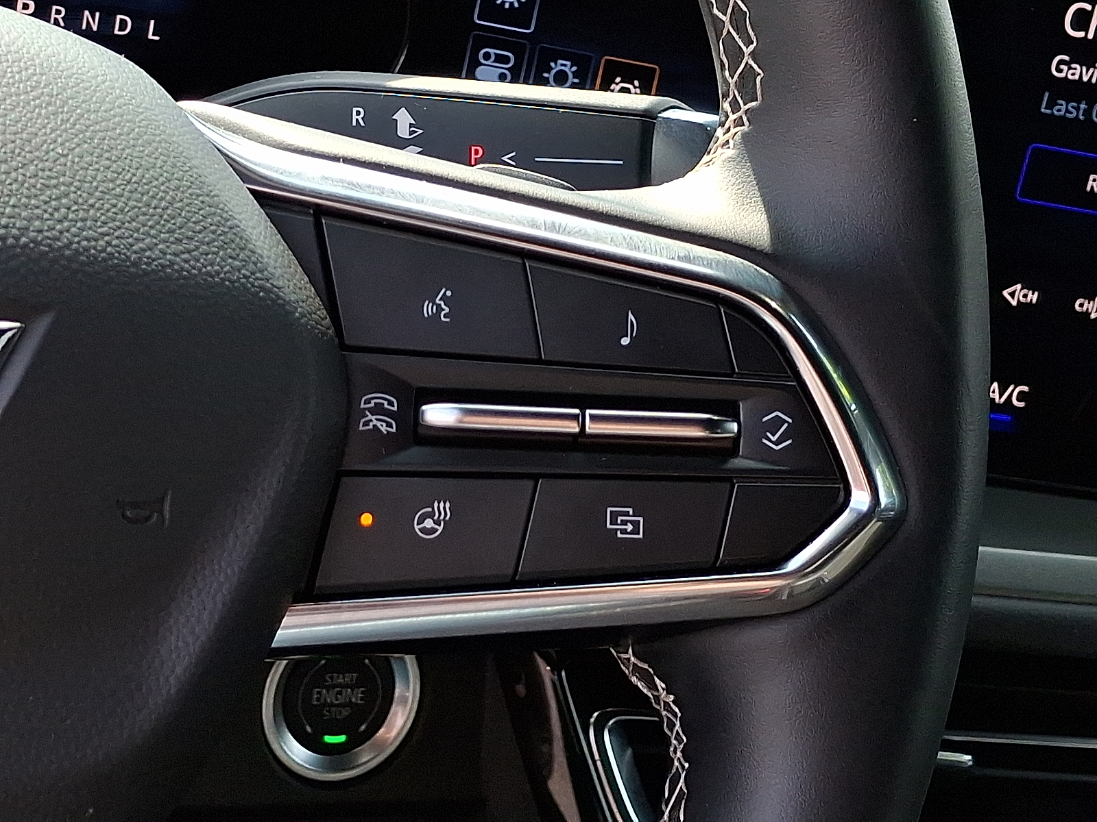 2025 Chevrolet Traverse AWD LT - Sterling Gray Metallic - GXD exterior view 17