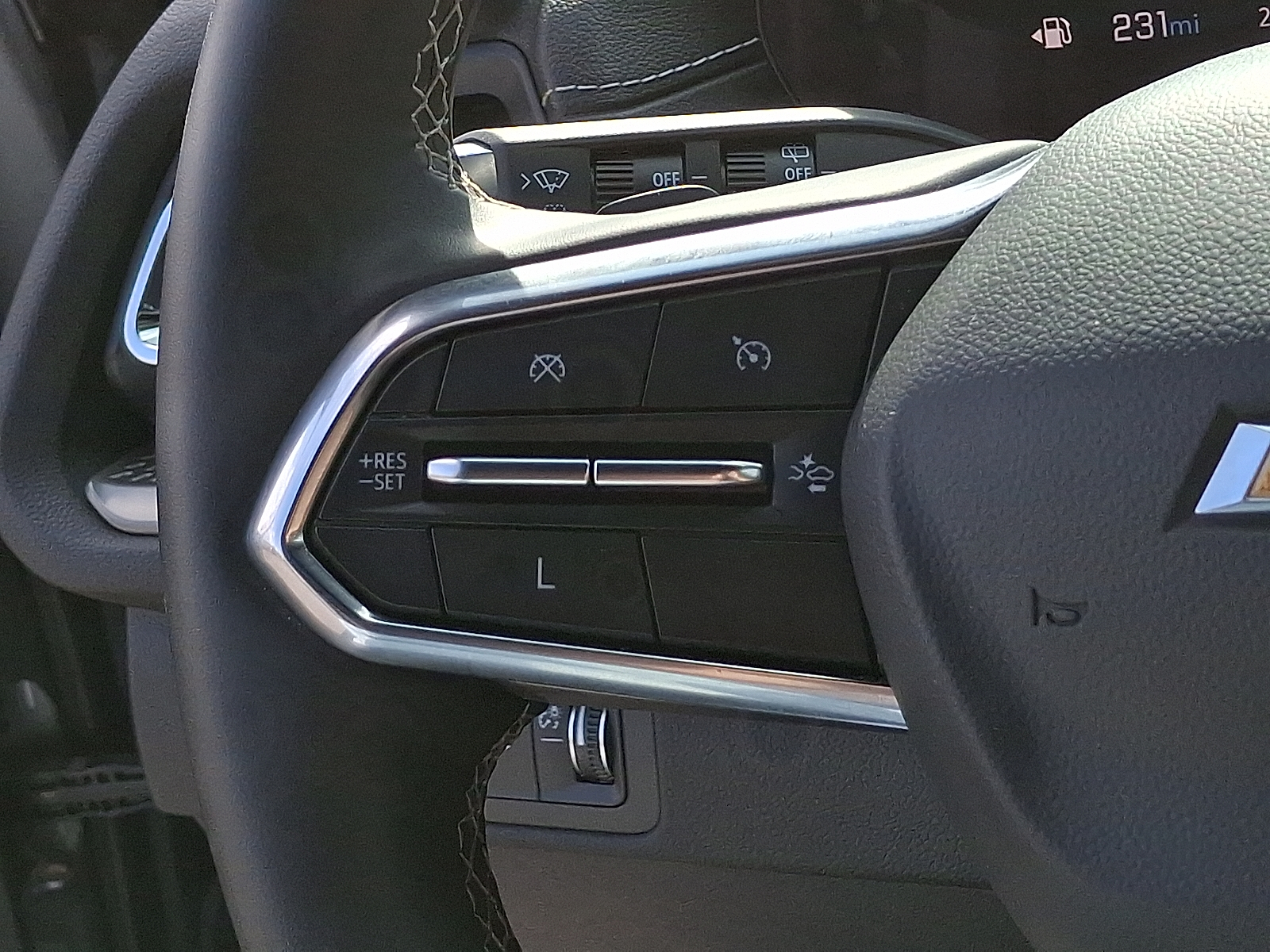 2025 Chevrolet Traverse AWD LT - Sterling Gray Metallic - GXD exterior view 16