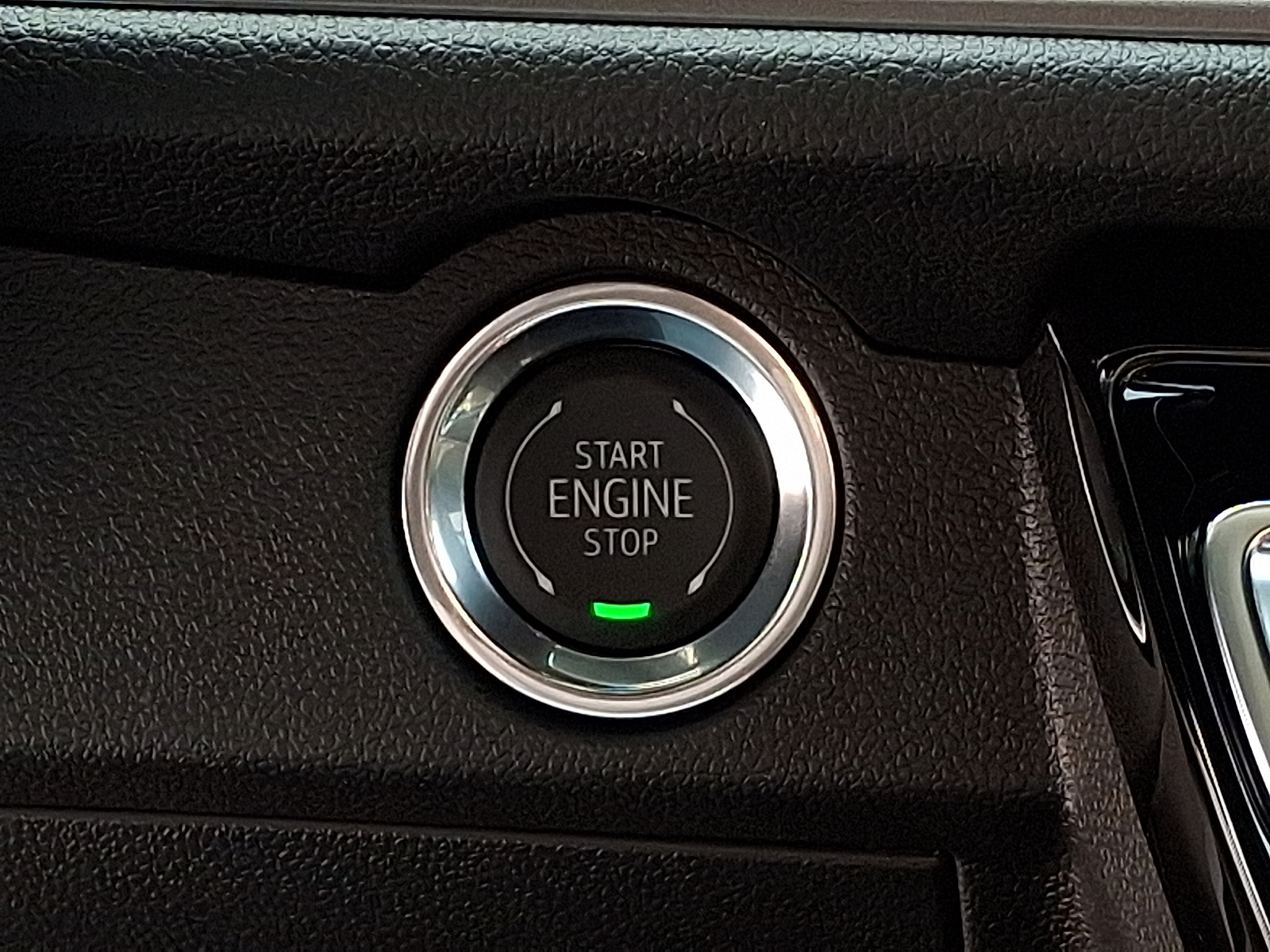 2026 Chevrolet Traverse AWD LT - Sterling Gray Metallic - GXD exterior view 16