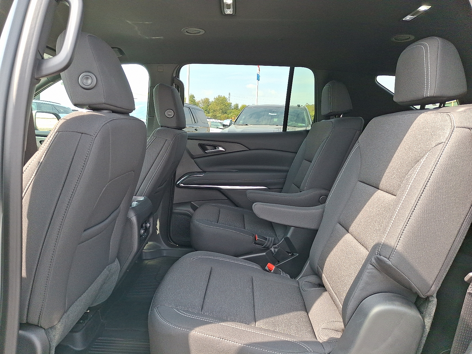 2026 Chevrolet Traverse AWD LT - Sterling Gray Metallic - GXD exterior view 7