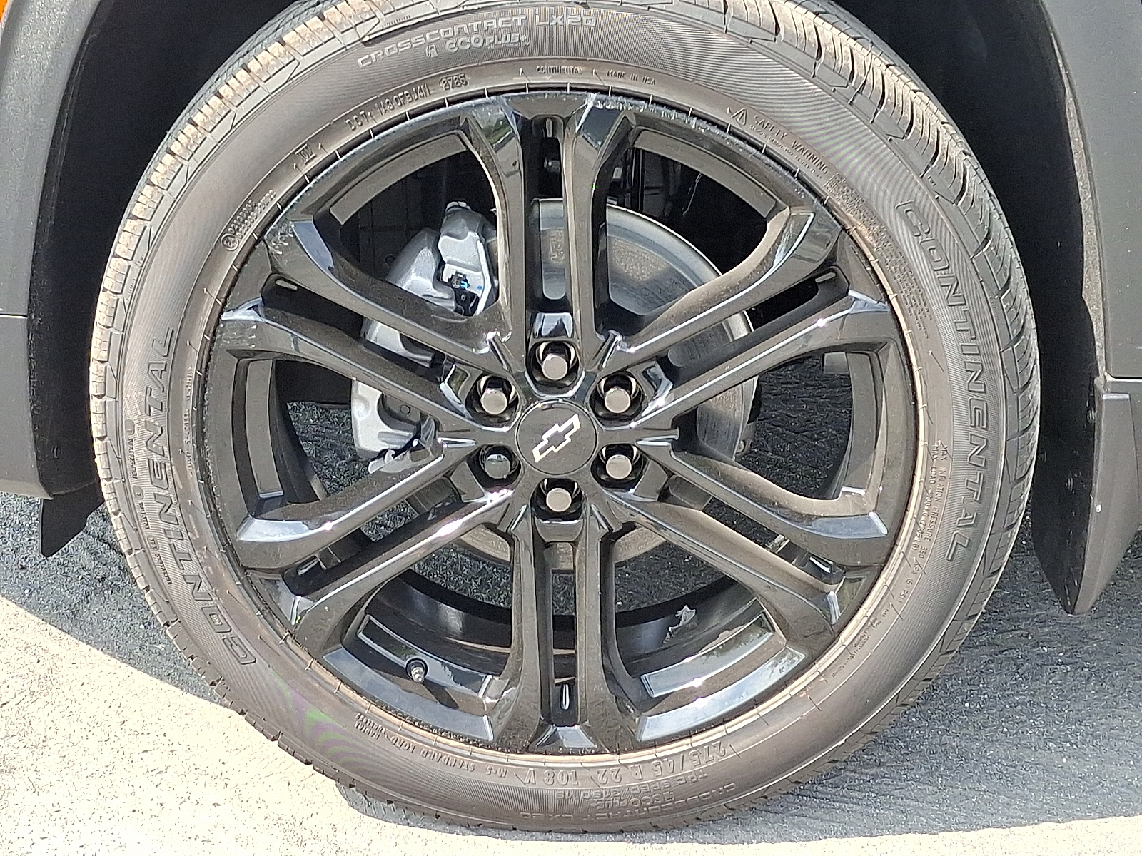 2026 Chevrolet Traverse AWD LT - Sterling Gray Metallic - GXD exterior view 5