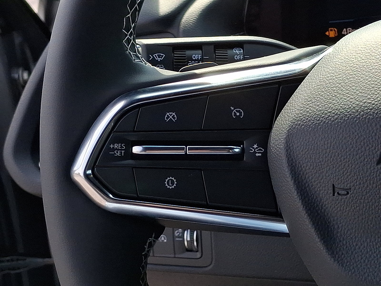 2026 Chevrolet Traverse AWD LT - Sterling Gray Metallic - GXD exterior view 13