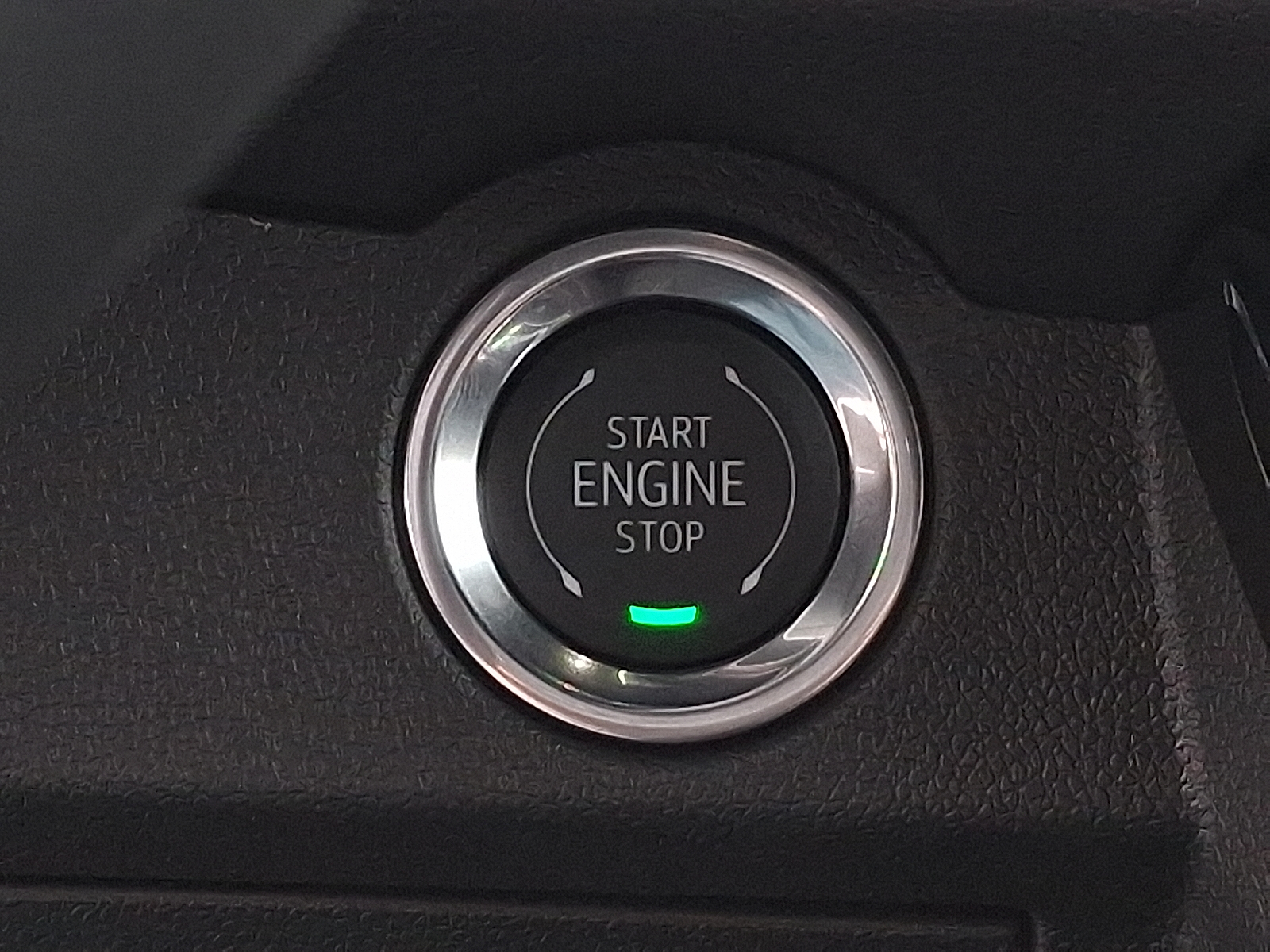 2026 Chevrolet Traverse AWD LT - Summit White - GAZ exterior view 16