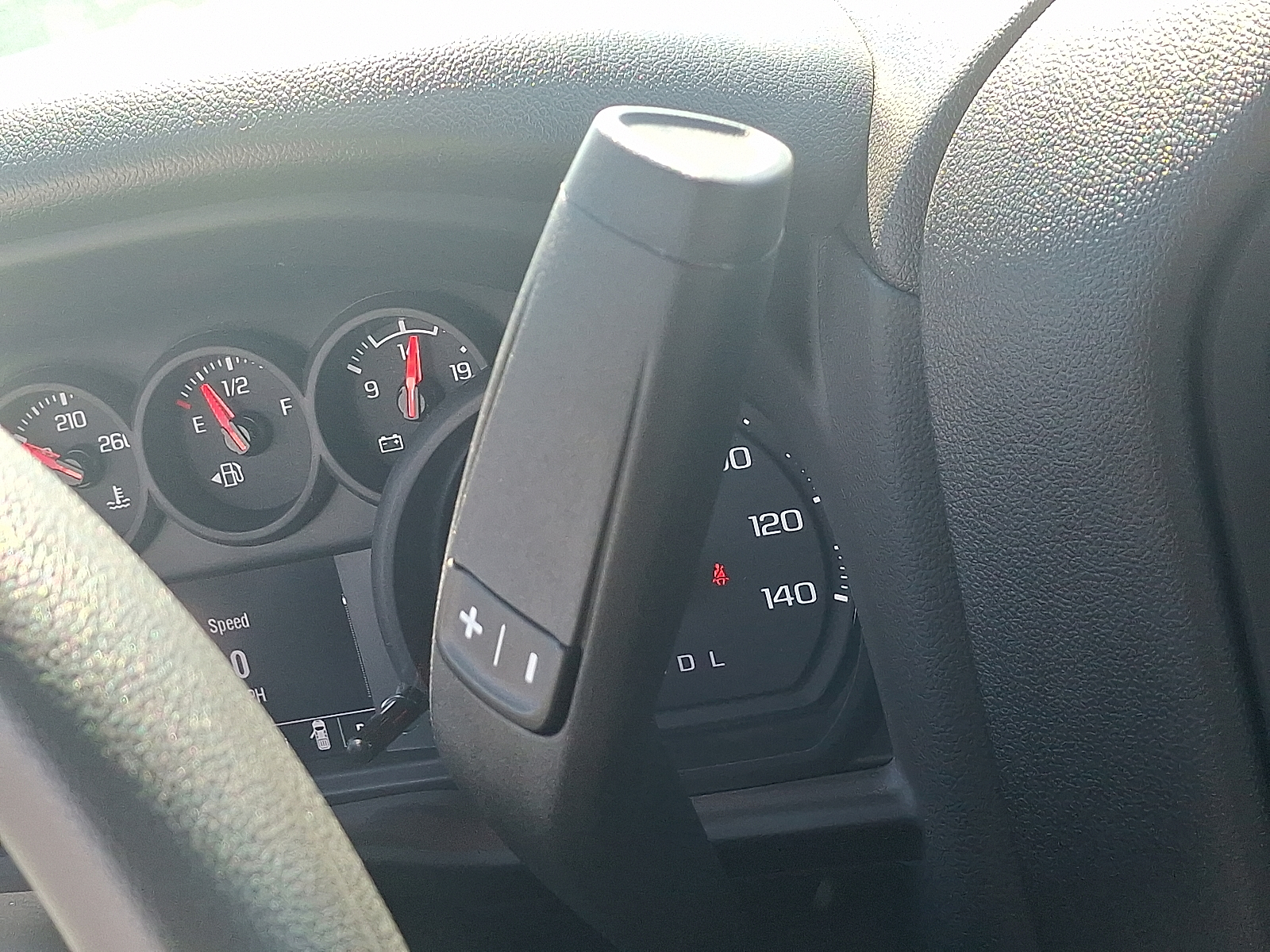 2025 Chevrolet Silverado 3500HD Chassis Work Truck - Summit White - GAZ exterior view 12