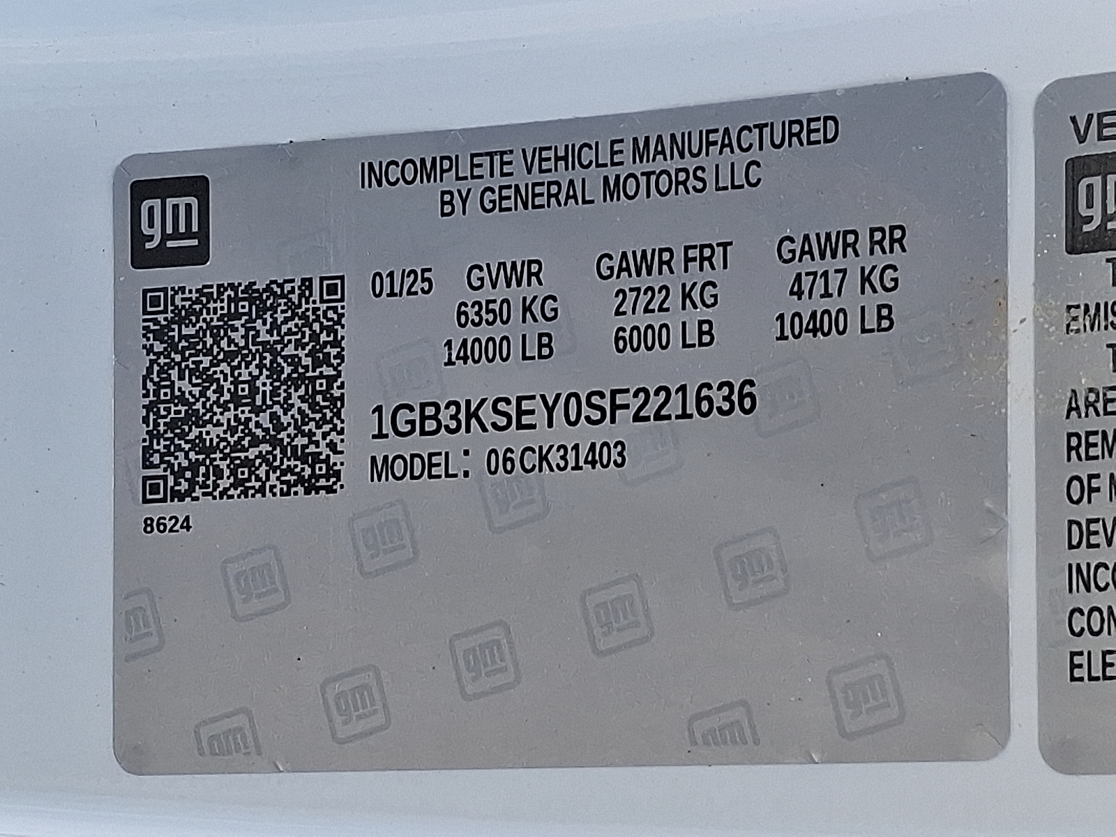 2025 Chevrolet Silverado 3500HD Chassis Work Truck - Summit White - GAZ exterior view 17