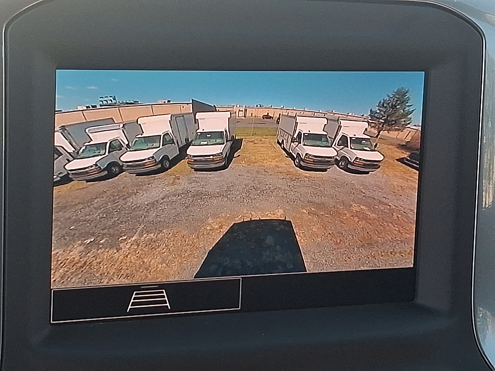 2025 Chevrolet Silverado 3500HD Chassis Work Truck - Summit White - GAZ exterior view 16