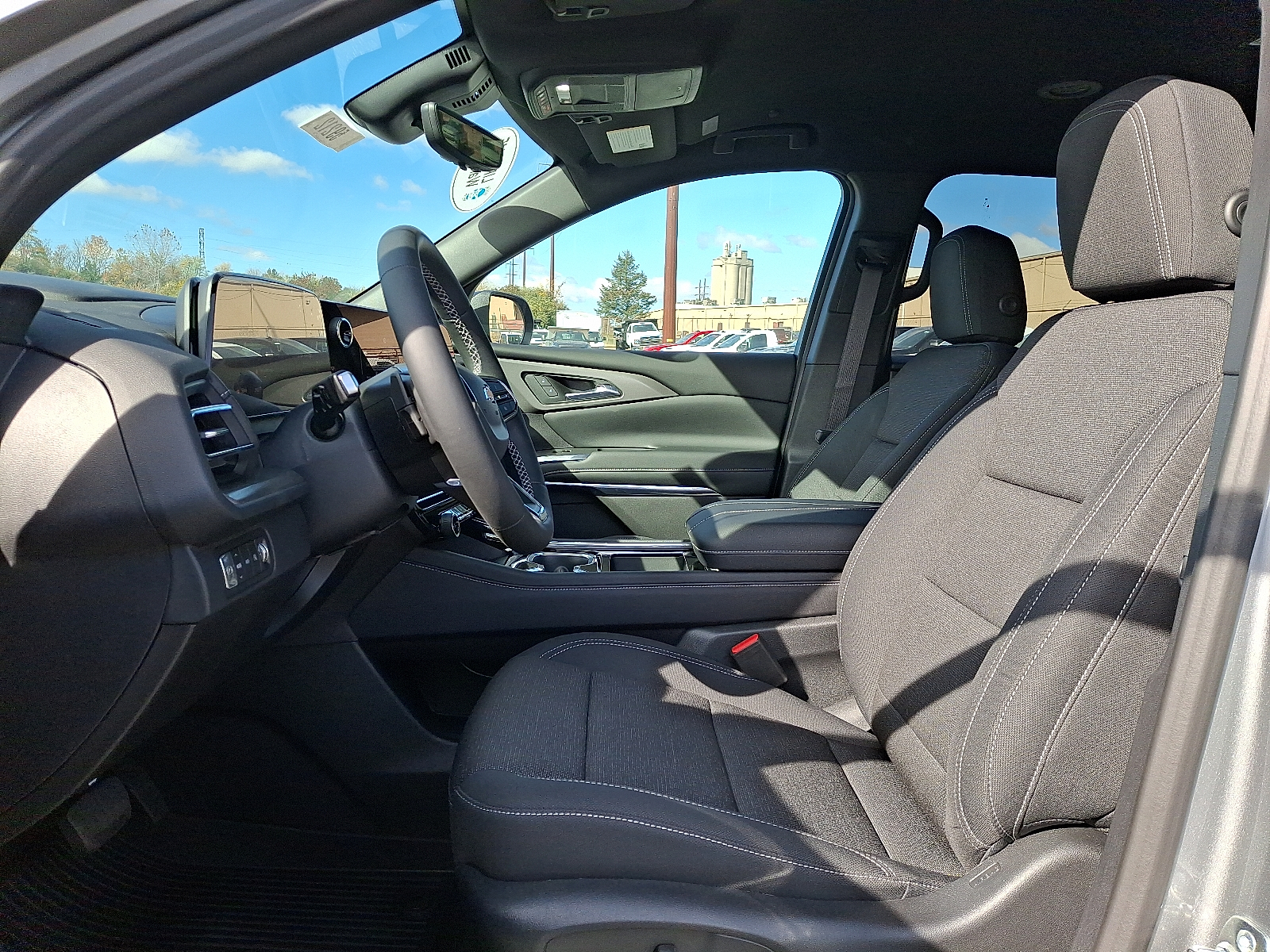 2026 Chevrolet Traverse AWD LT - Sterling Gray Metallic - GXD exterior view 14