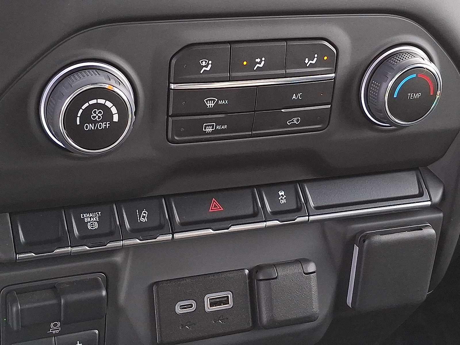 2025 Chevrolet Silverado 3500HD Chassis Work Truck - Summit White - GAZ exterior view 14