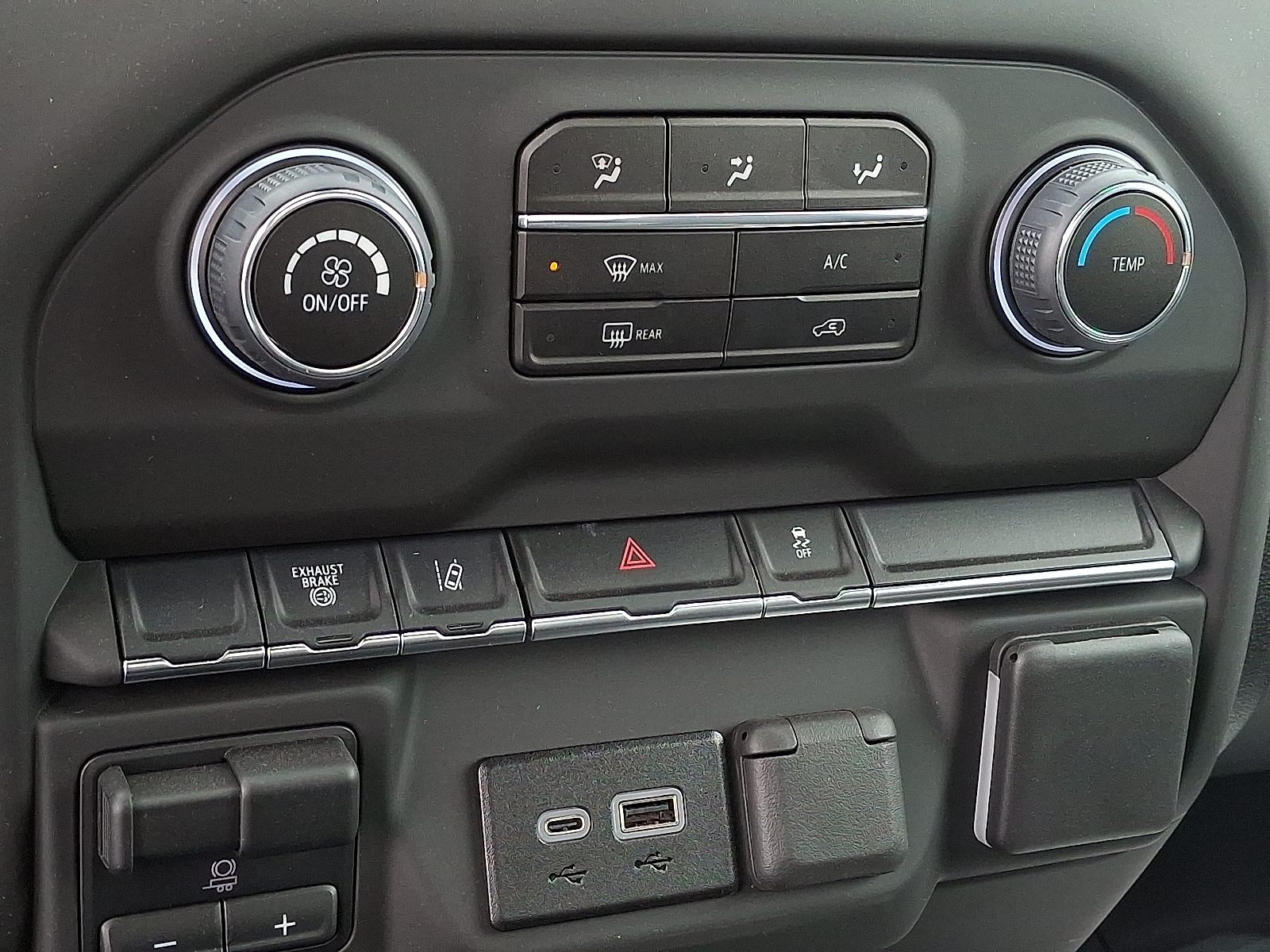 2025 Chevrolet Silverado 3500HD Chassis Work Truck - Summit White - GAZ exterior view 14