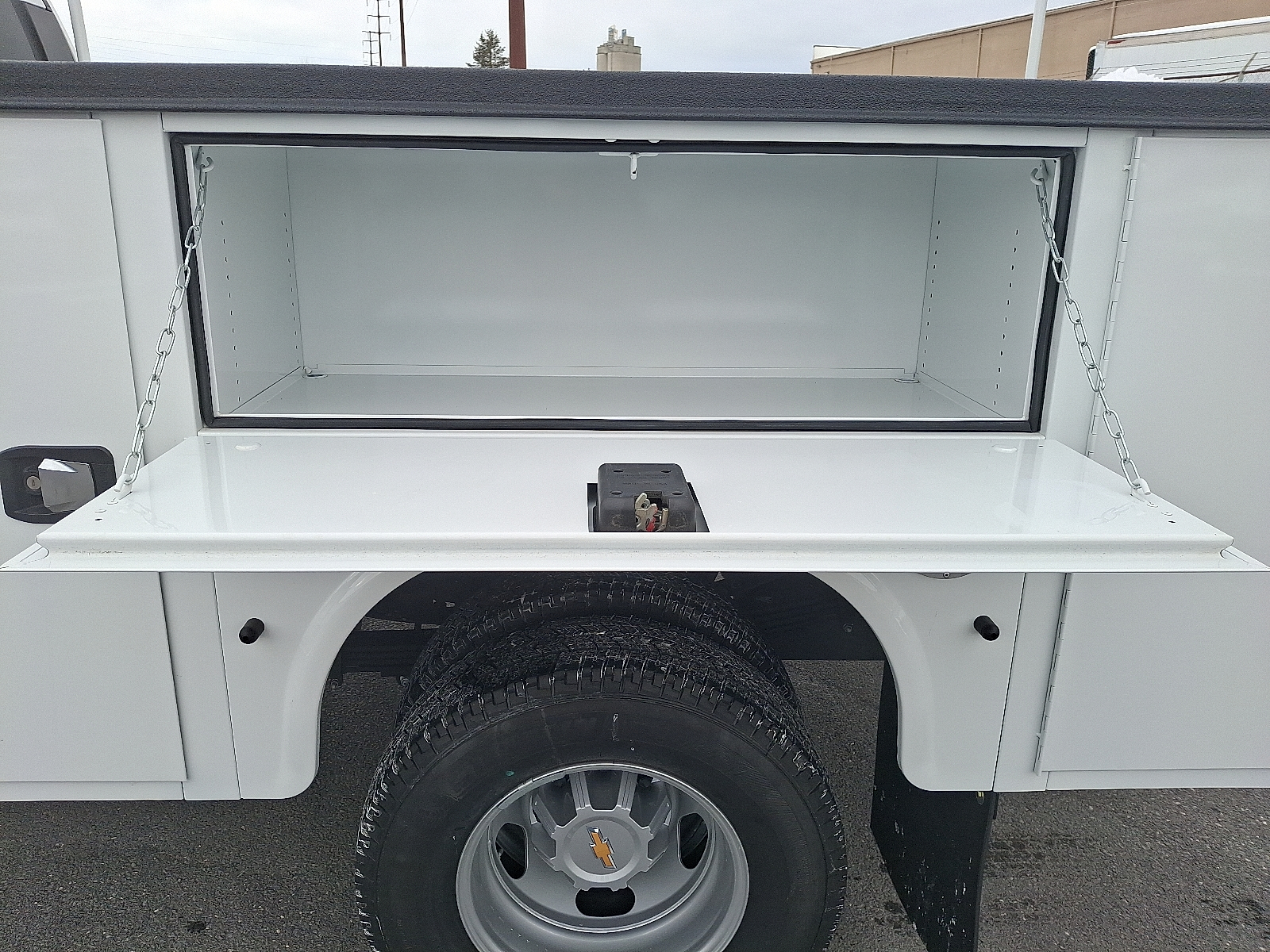 2025 Chevrolet Silverado 3500HD Chassis Work Truck - Summit White - GAZ exterior view 7