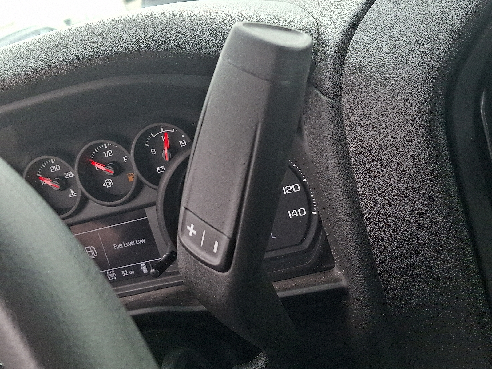 2025 Chevrolet Silverado 3500HD Chassis Work Truck - Summit White - GAZ exterior view 13