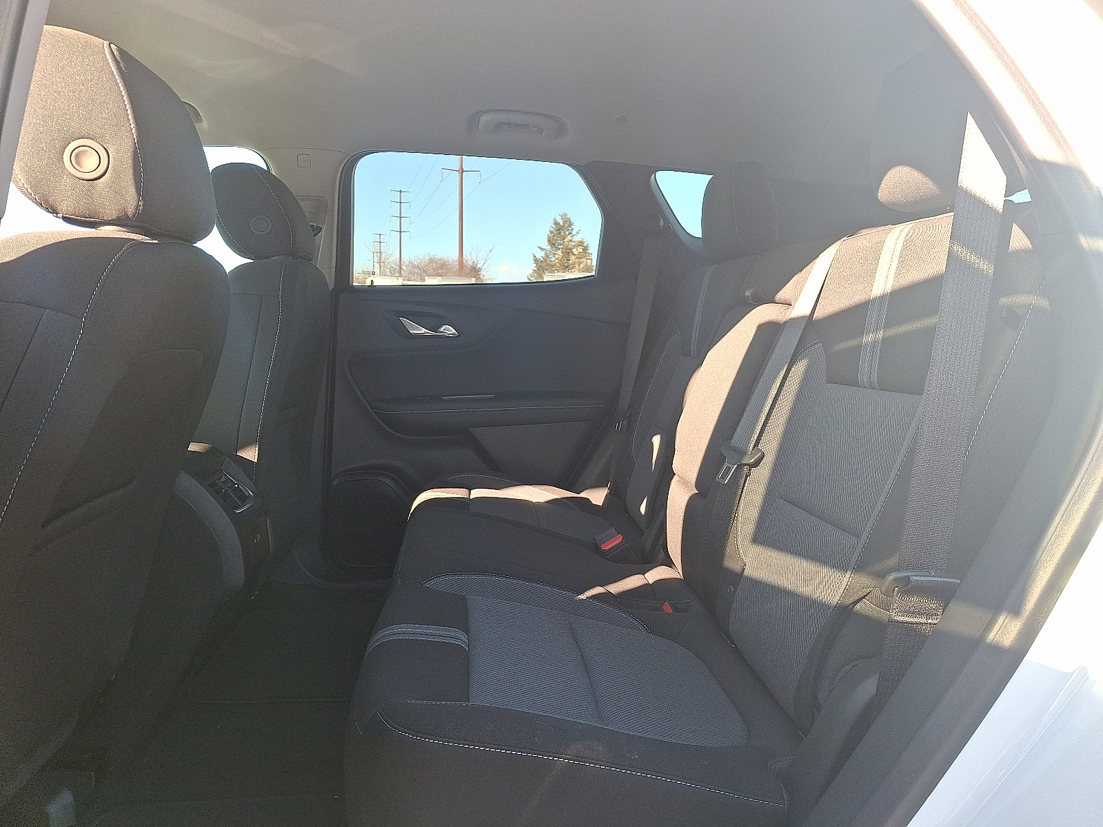 2026 Chevrolet Blazer LT - Summit White - GAZ exterior view 6