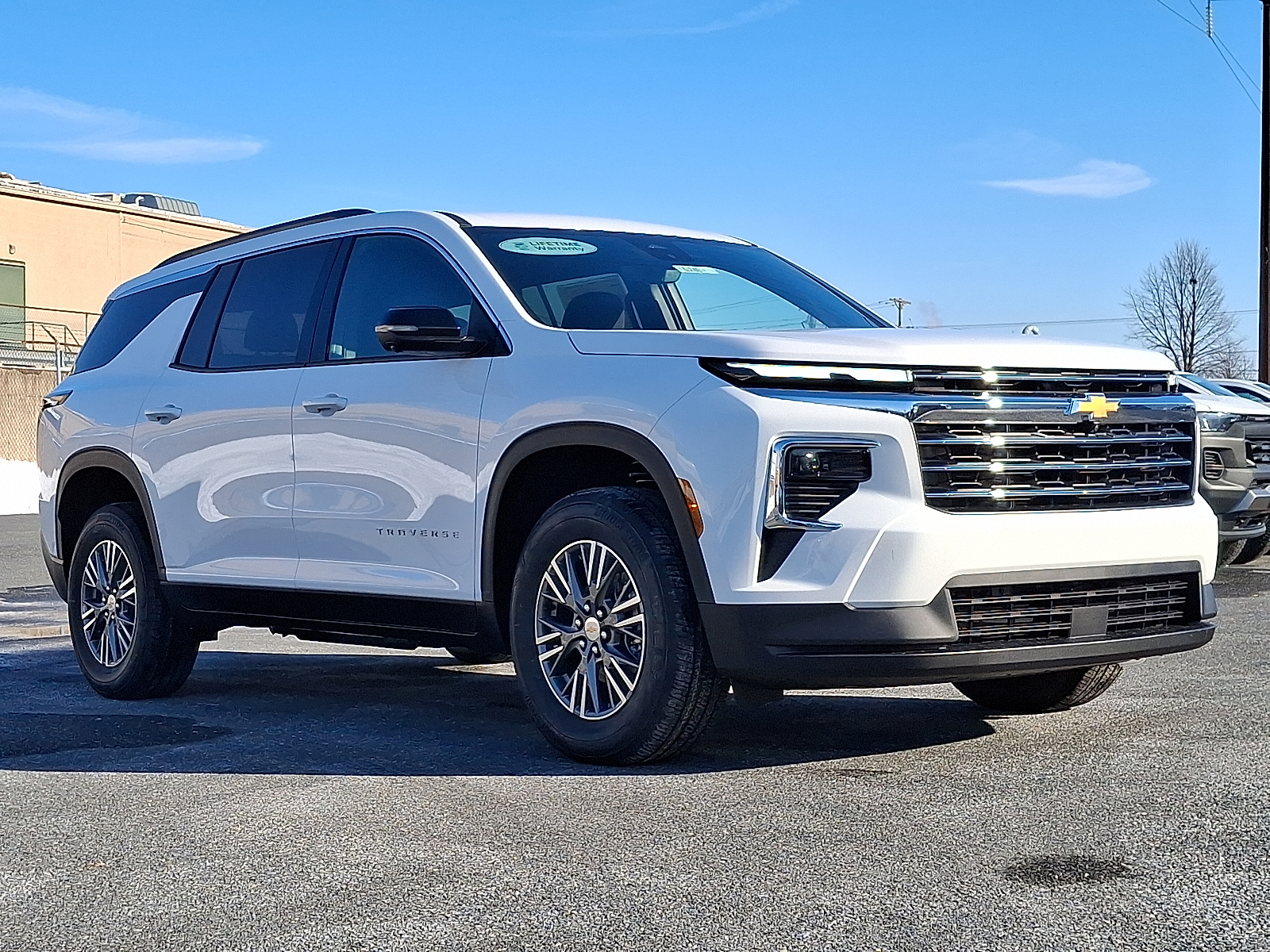 2026 Chevrolet Traverse AWD LT - Summit White - GAZ exterior view 6