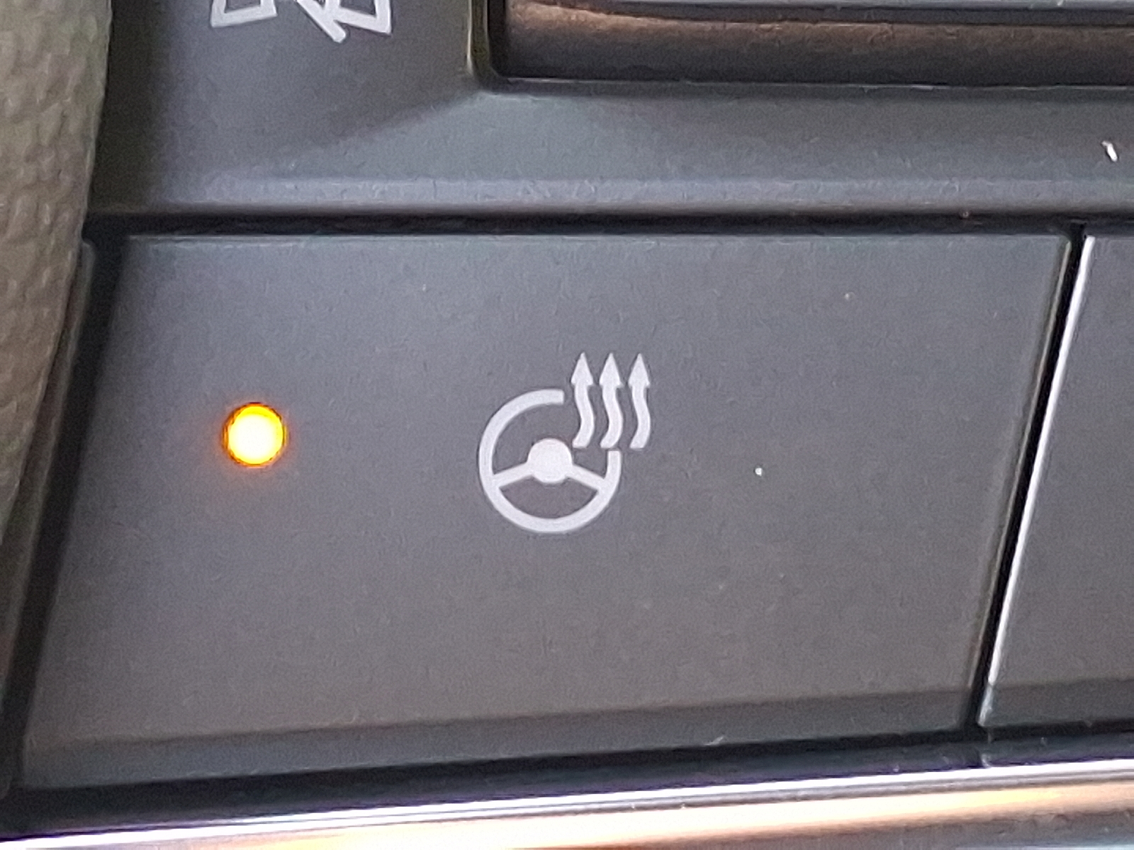 2026 Chevrolet Traverse AWD LT - Summit White - GAZ exterior view 5