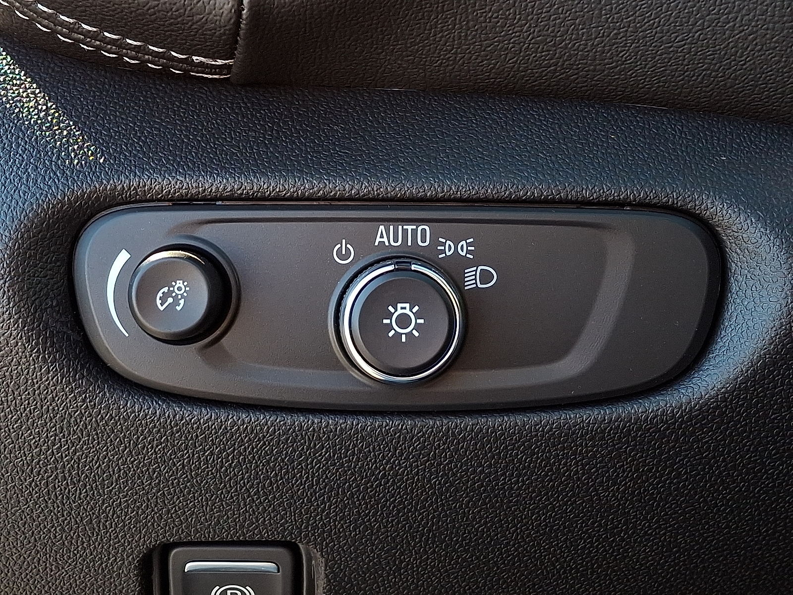 2026 Chevrolet Blazer LT - Sterling Gray Metallic - GXD exterior view 15