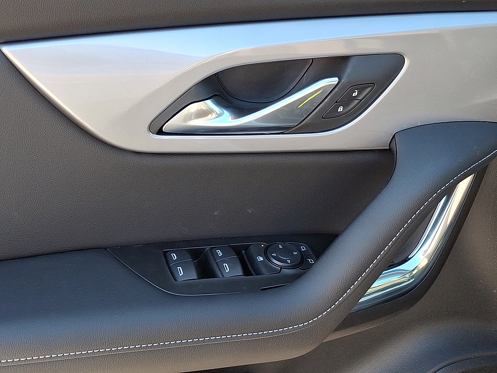 2026 Chevrolet Blazer LT - Sterling Gray Metallic - GXD exterior view 9