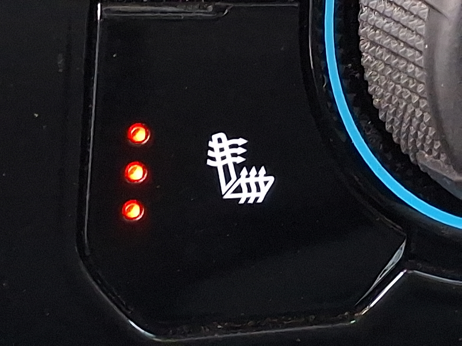 2022 Chevrolet Silverado 1500 4WD Crew Cab Short Bed LT with 2FL - Silver Ice Metallic - GAN exterior view 3