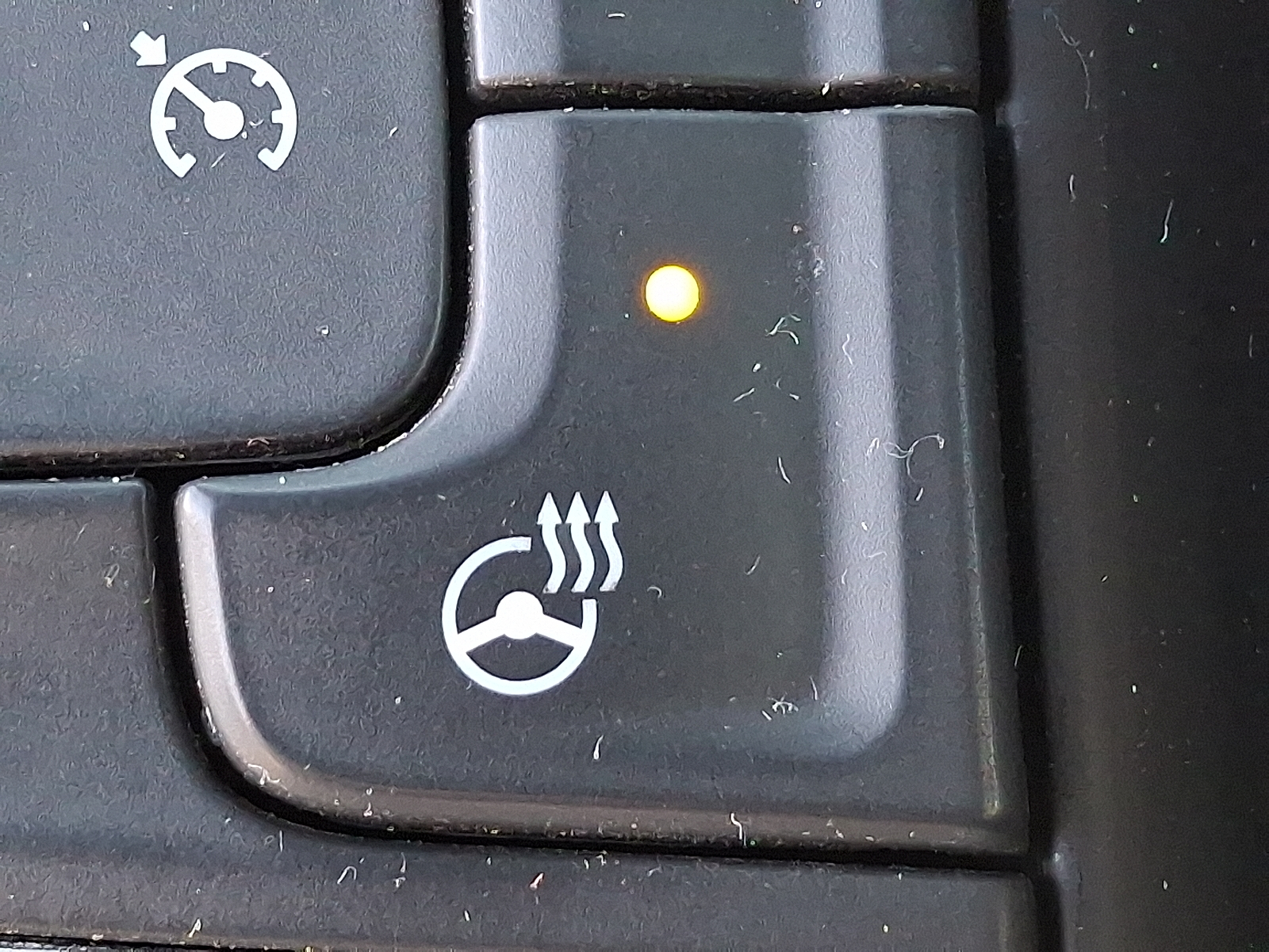 2022 Chevrolet Silverado 1500 4WD Crew Cab Short Bed LT with 2FL - Silver Ice Metallic - GAN exterior view 4