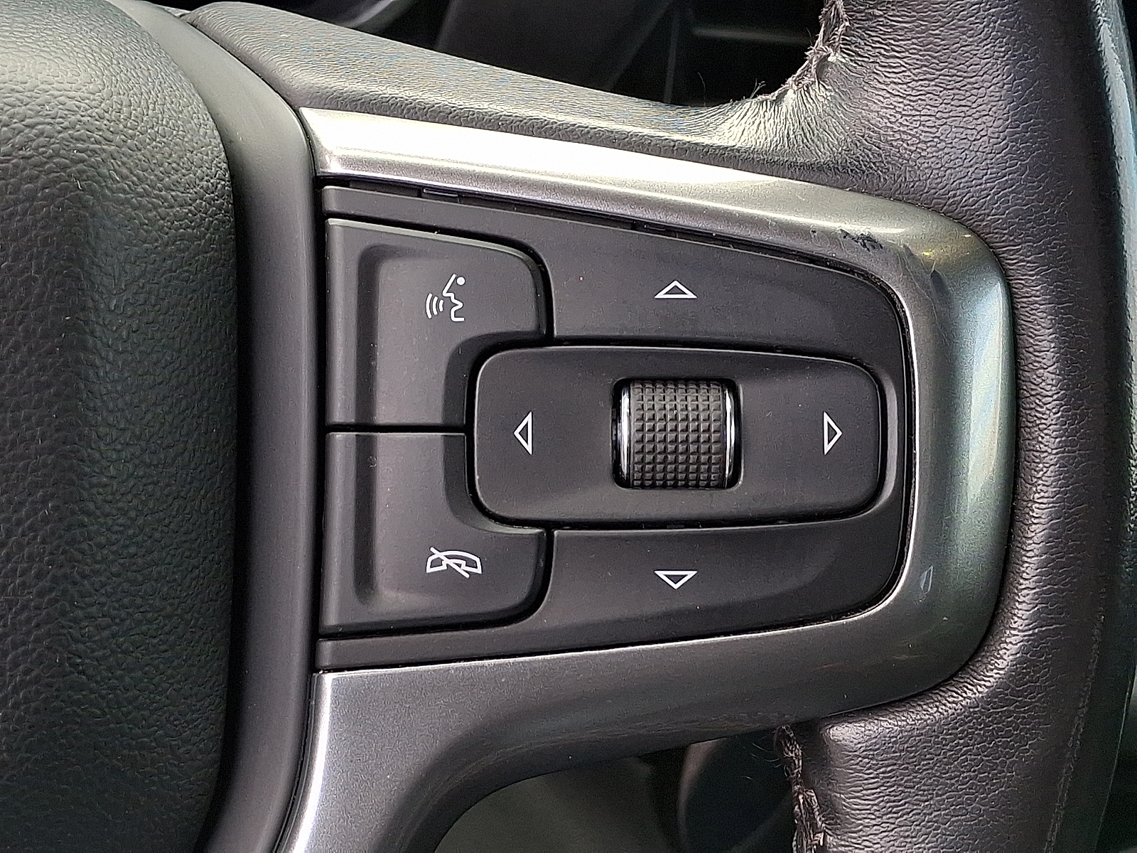 2022 Chevrolet Silverado 1500 4WD Crew Cab Short Bed LT with 2FL - Red Hot - G7C exterior view 19