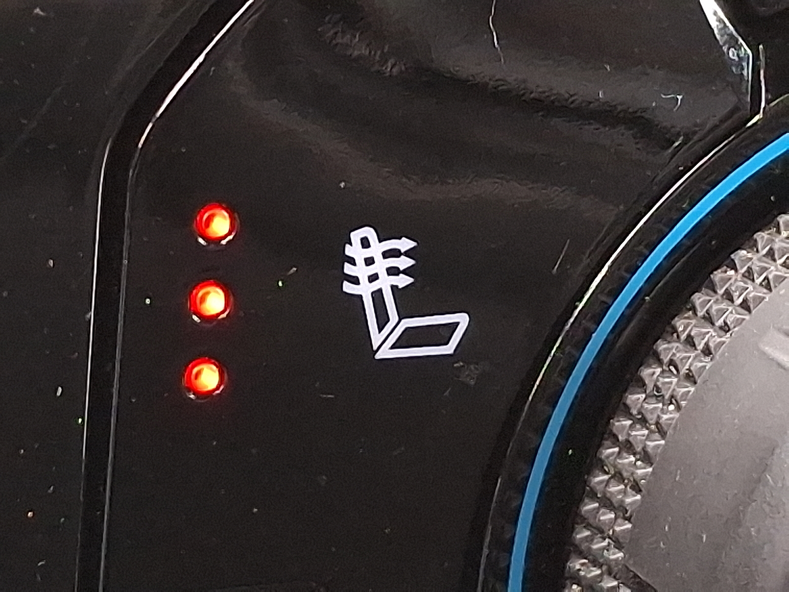 2022 Chevrolet Silverado 1500 4WD Crew Cab Short Bed LT with 2FL - Red Hot - G7C exterior view 4