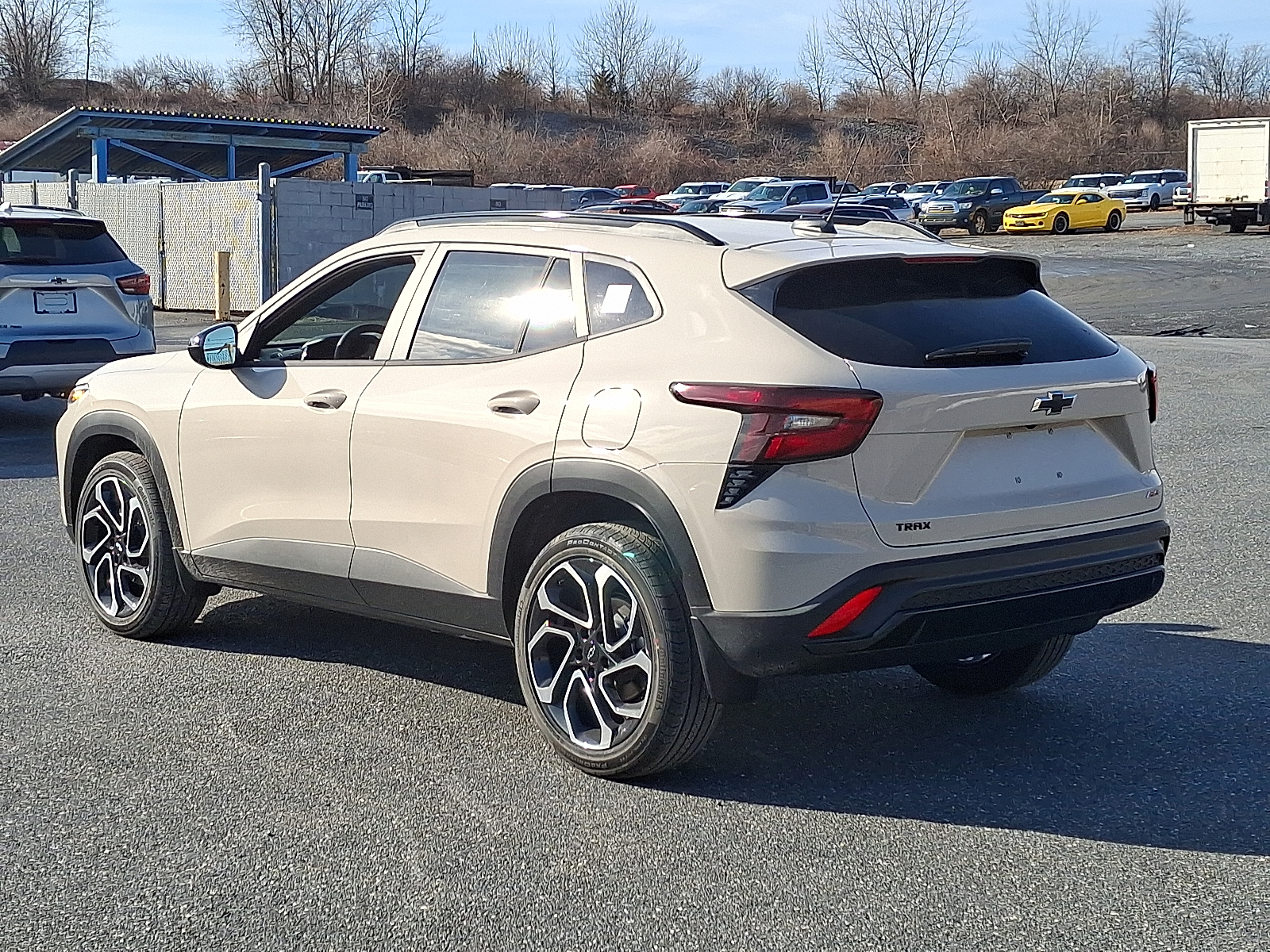 2026 Chevrolet Trax FWD 2RS - White Sands - G42 exterior view 8