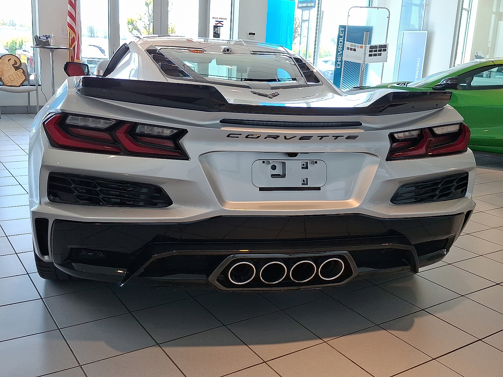 2026 Chevrolet Corvette Z06 Coupe, 2LZ, RWD - Blade Silver Metallic - GKA exterior view 4