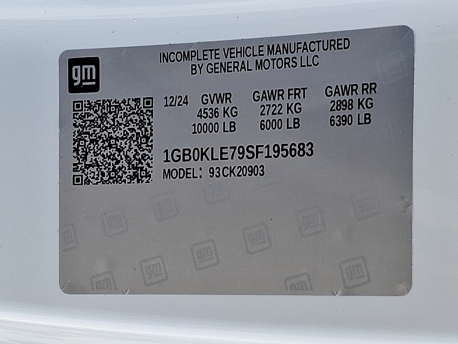 2025 Chevrolet Silverado 2500HD 4WD Regular Cab Long Bed Work Truck - Summit White - GAZ exterior view 15