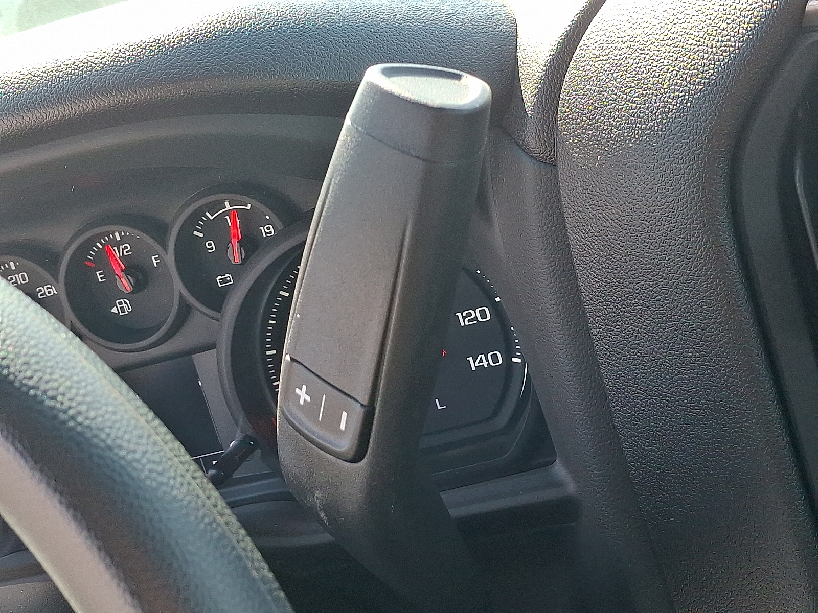 2025 Chevrolet Silverado 2500HD 4WD Regular Cab Long Bed Work Truck - Summit White - GAZ exterior view 11