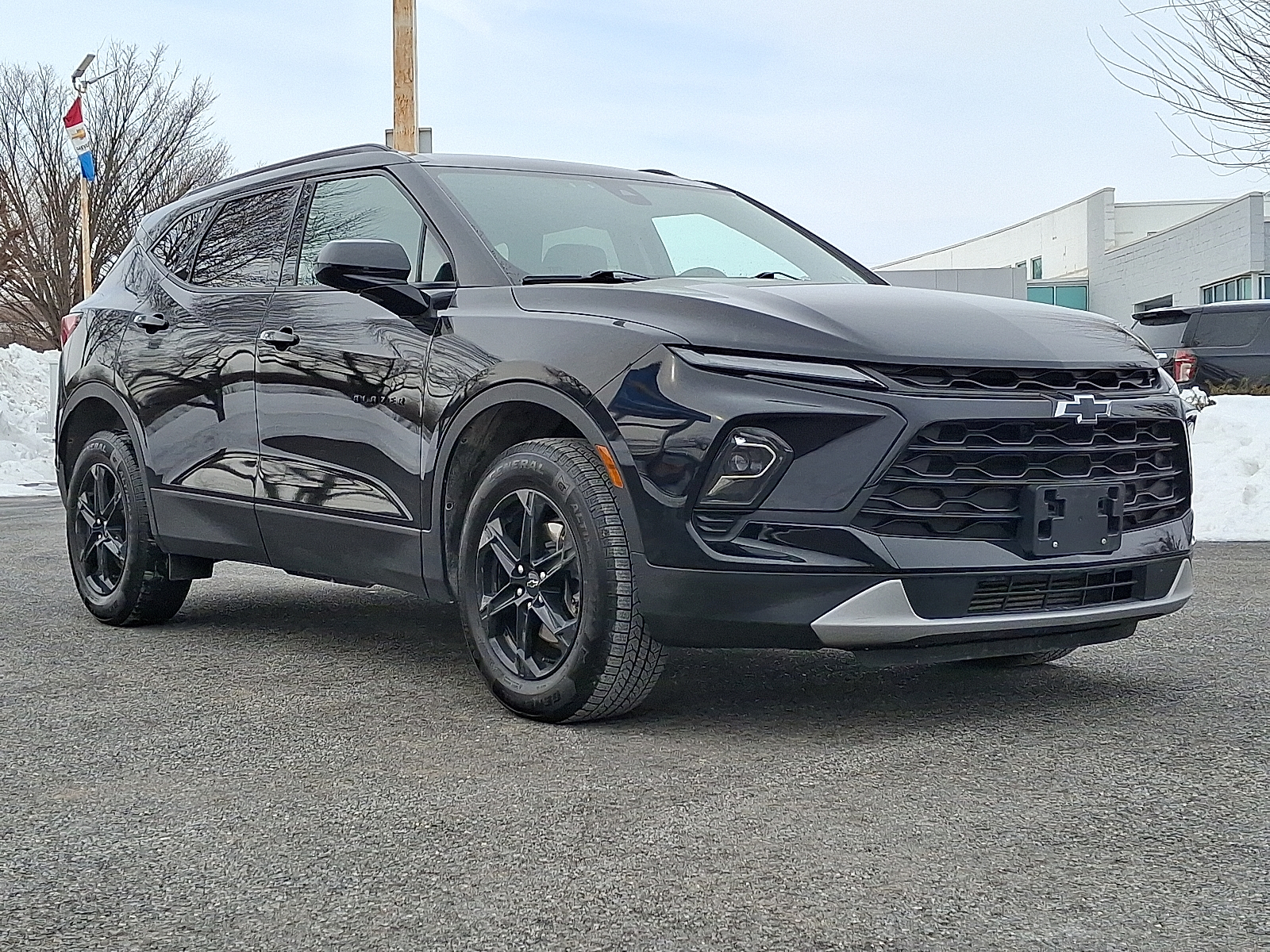 2023 Chevrolet Blazer AWD 2LT - Black - GBA exterior view 6