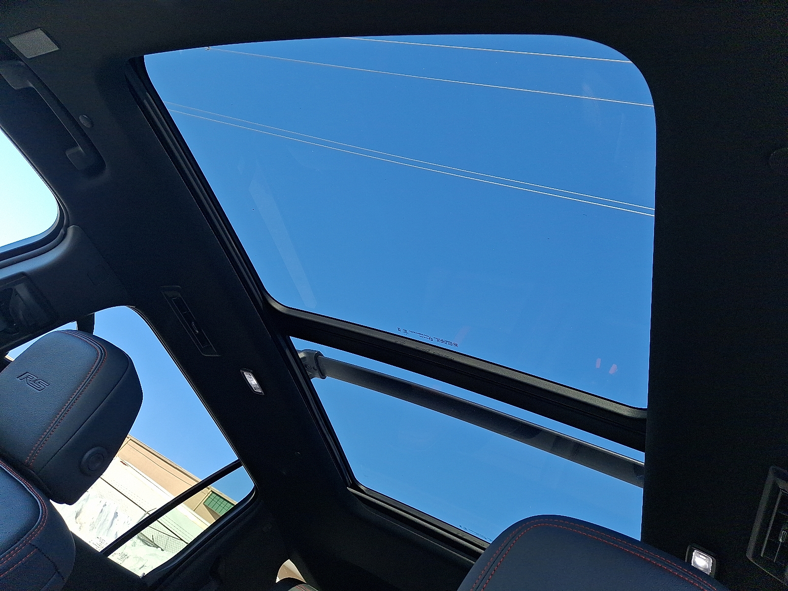 2026 Chevrolet Traverse AWD RS - Polar White Tricoat - G4J exterior view 9