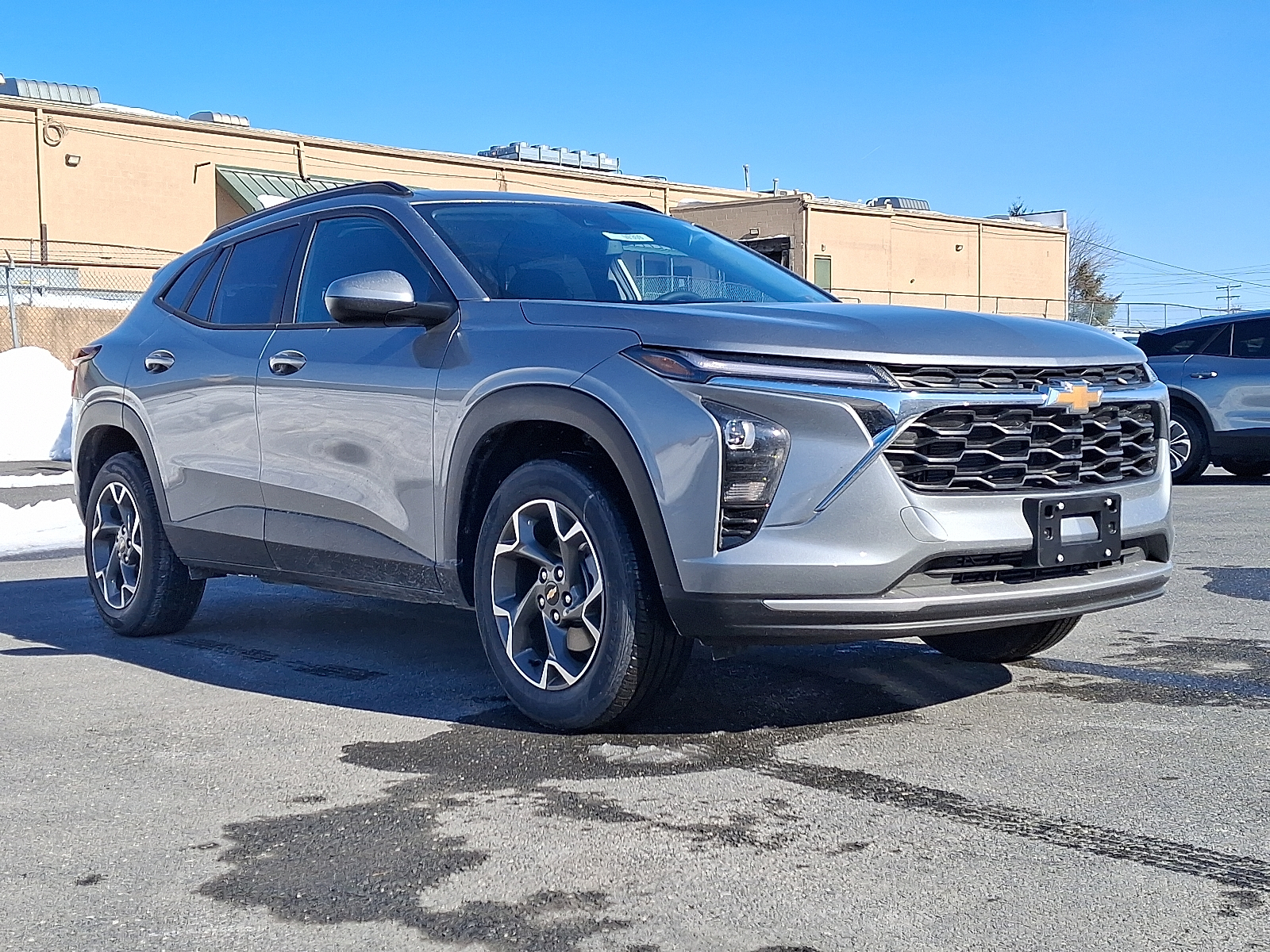 2026 Chevrolet Trax FWD LT - Sterling Gray Metallic - GZB exterior view 5