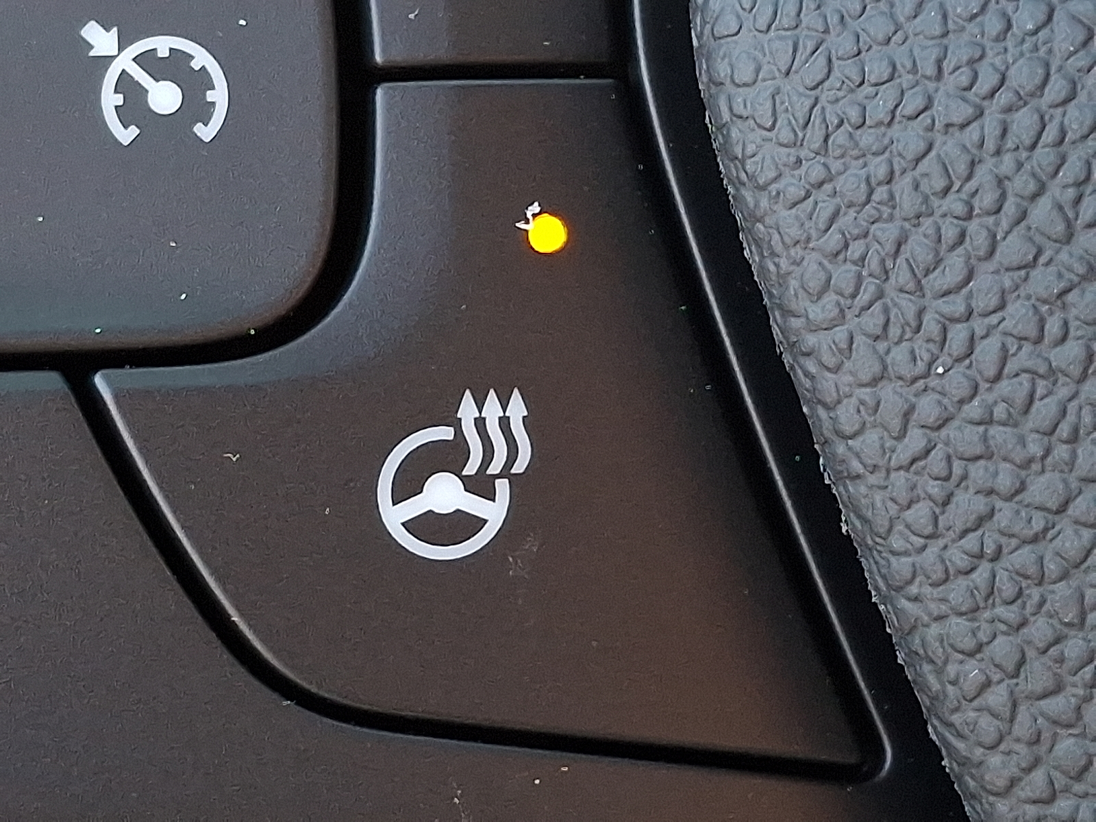 2026 Chevrolet Trax FWD LT - Sterling Gray Metallic - GZB exterior view 3