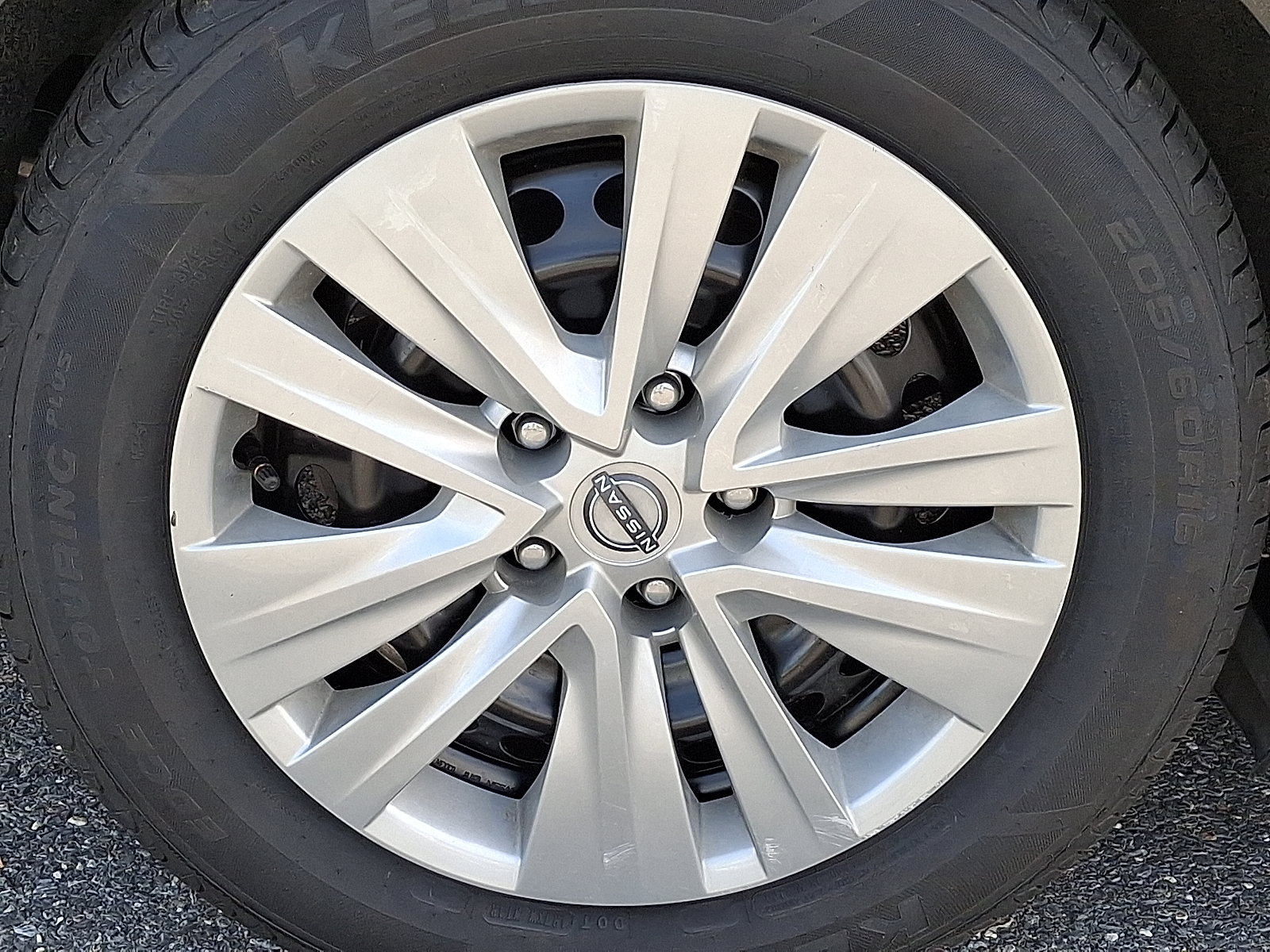 2024 Nissan Sentra S Xtronic CVT - Super Black - KH3 exterior view 9