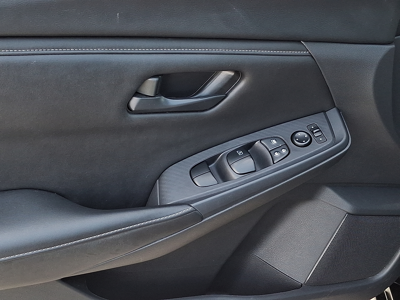 2024 Nissan Sentra S Xtronic CVT - Super Black - KH3 exterior view 15