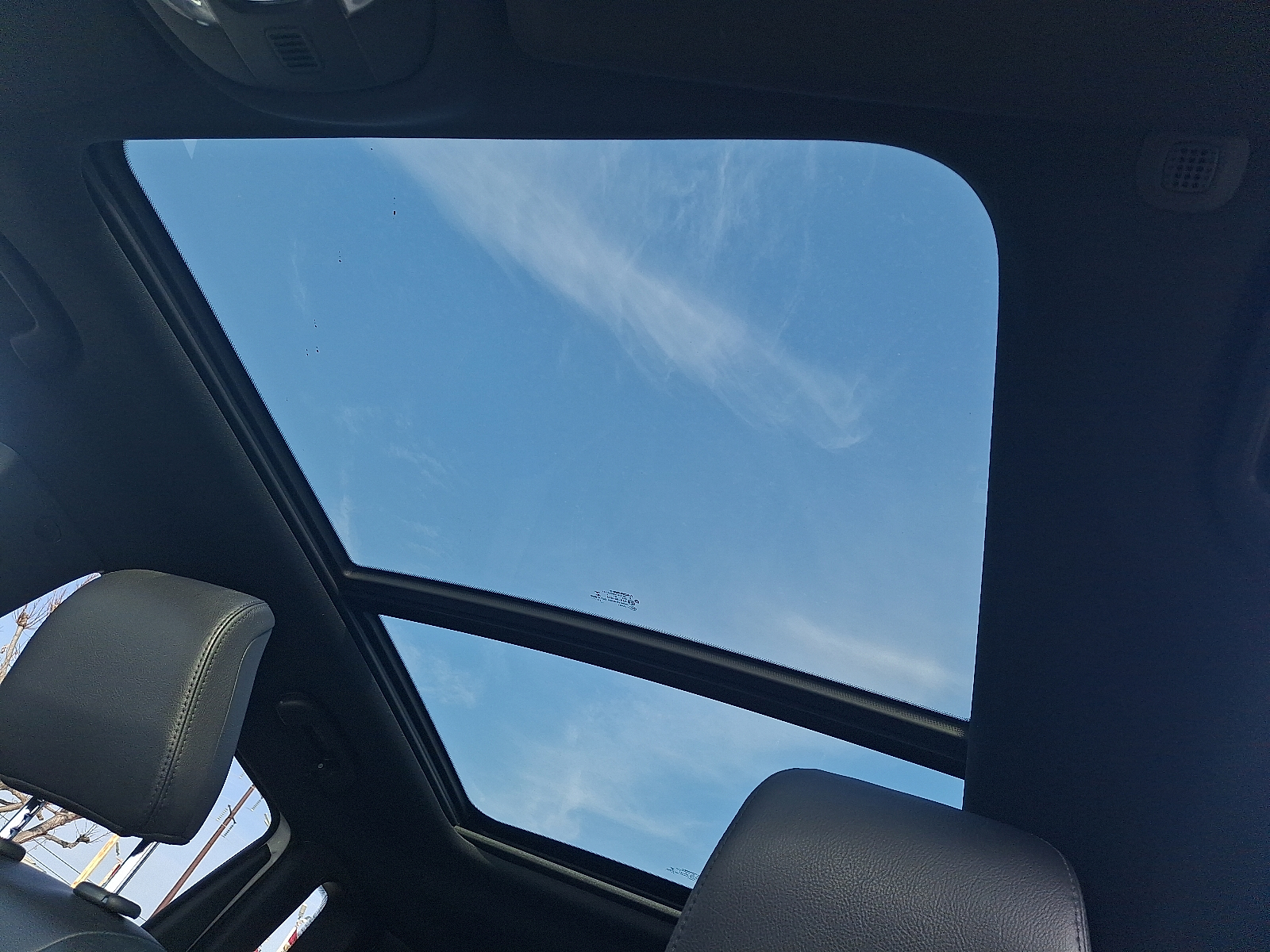 2022 Jeep Compass High Altitude 4x4 - Bright White Clearcoat - PW7 exterior view 2